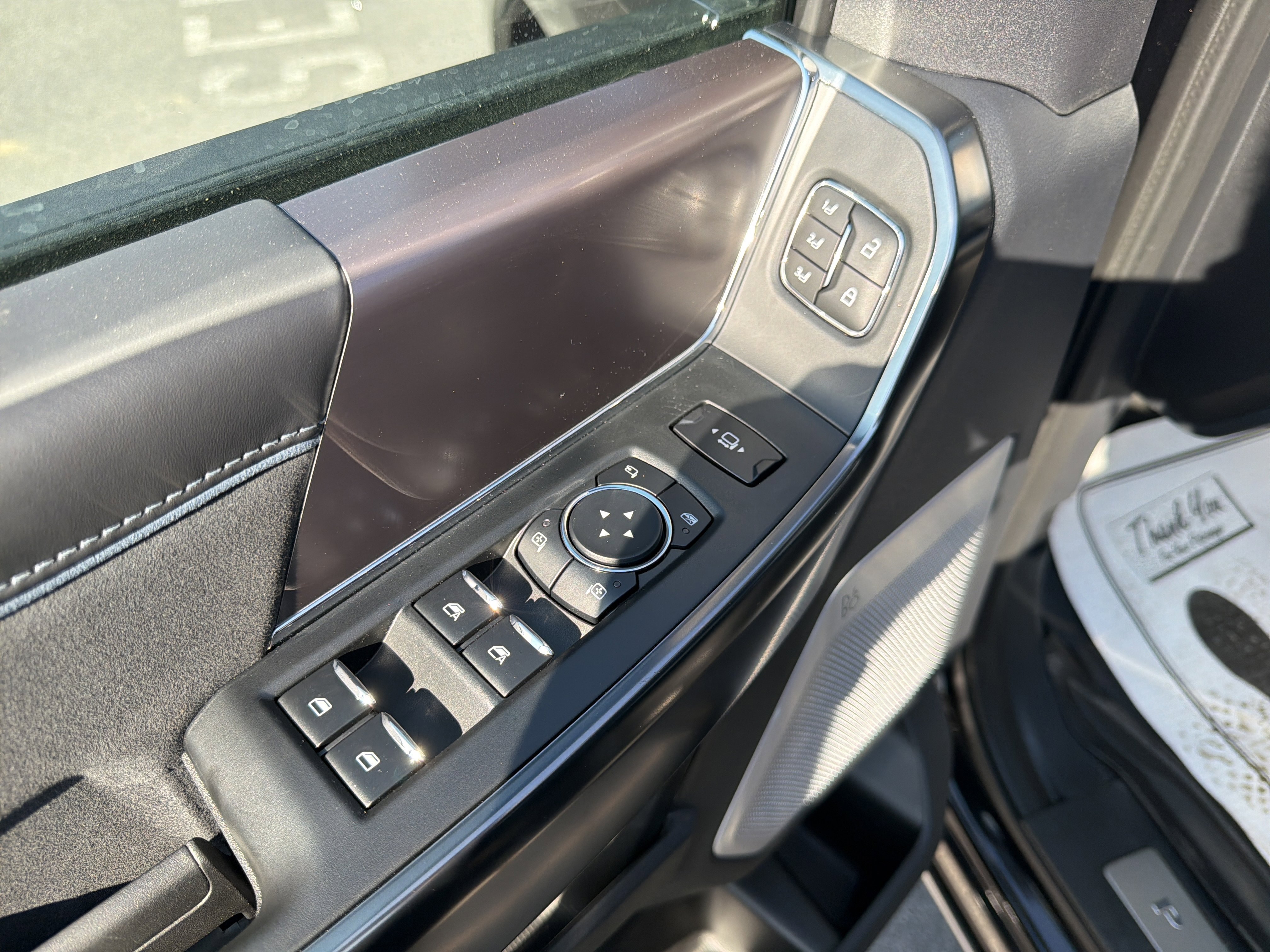 2026 Ford F-250 Super Duty Platinum - Photo 16
