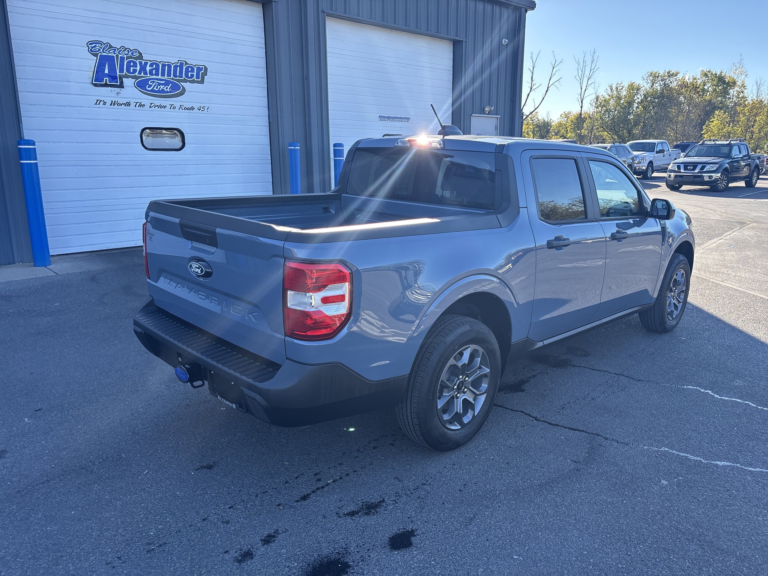 2025 Ford Maverick XLT photo 3