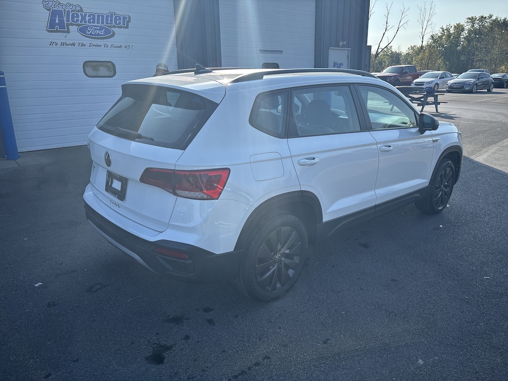 Used 2024 Volkswagen Taos 1.5T S SUV
