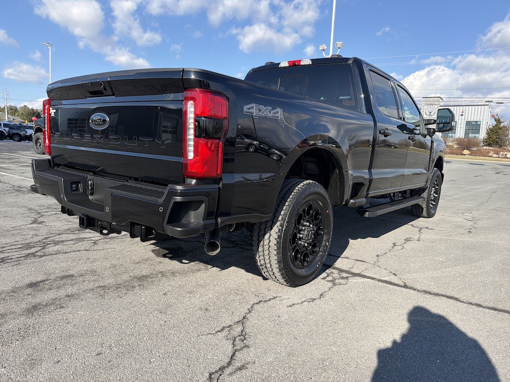 New 2026 Ford F-350 F-350 Lariat Truck Crew Cab