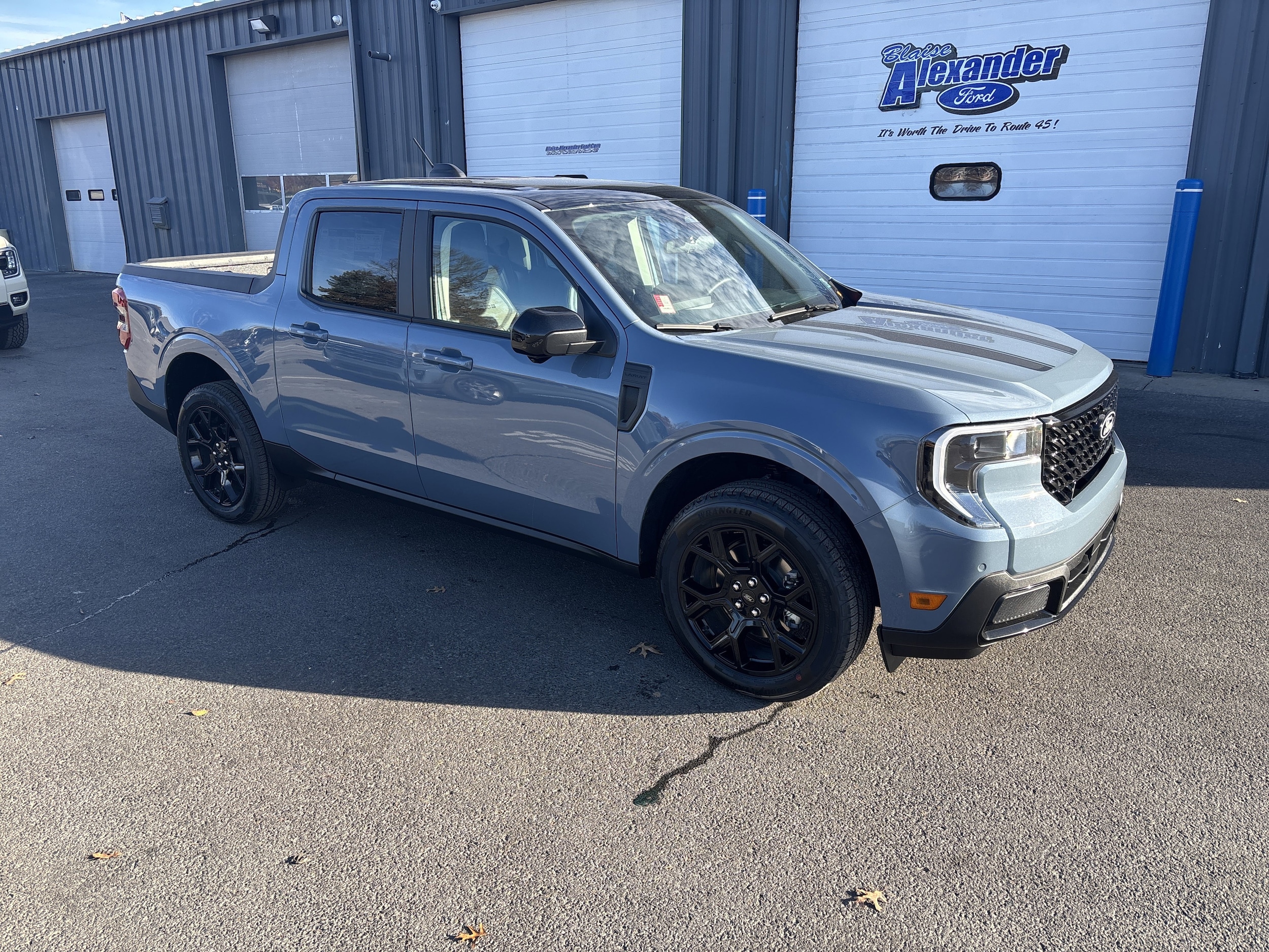 2025 Ford Maverick Lariat's photo