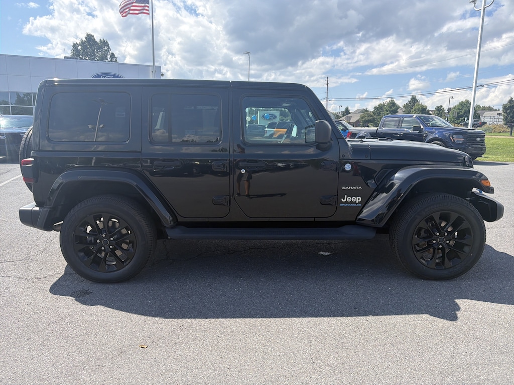 Used 2024 Jeep Wrangler 4xe Sahara SUV