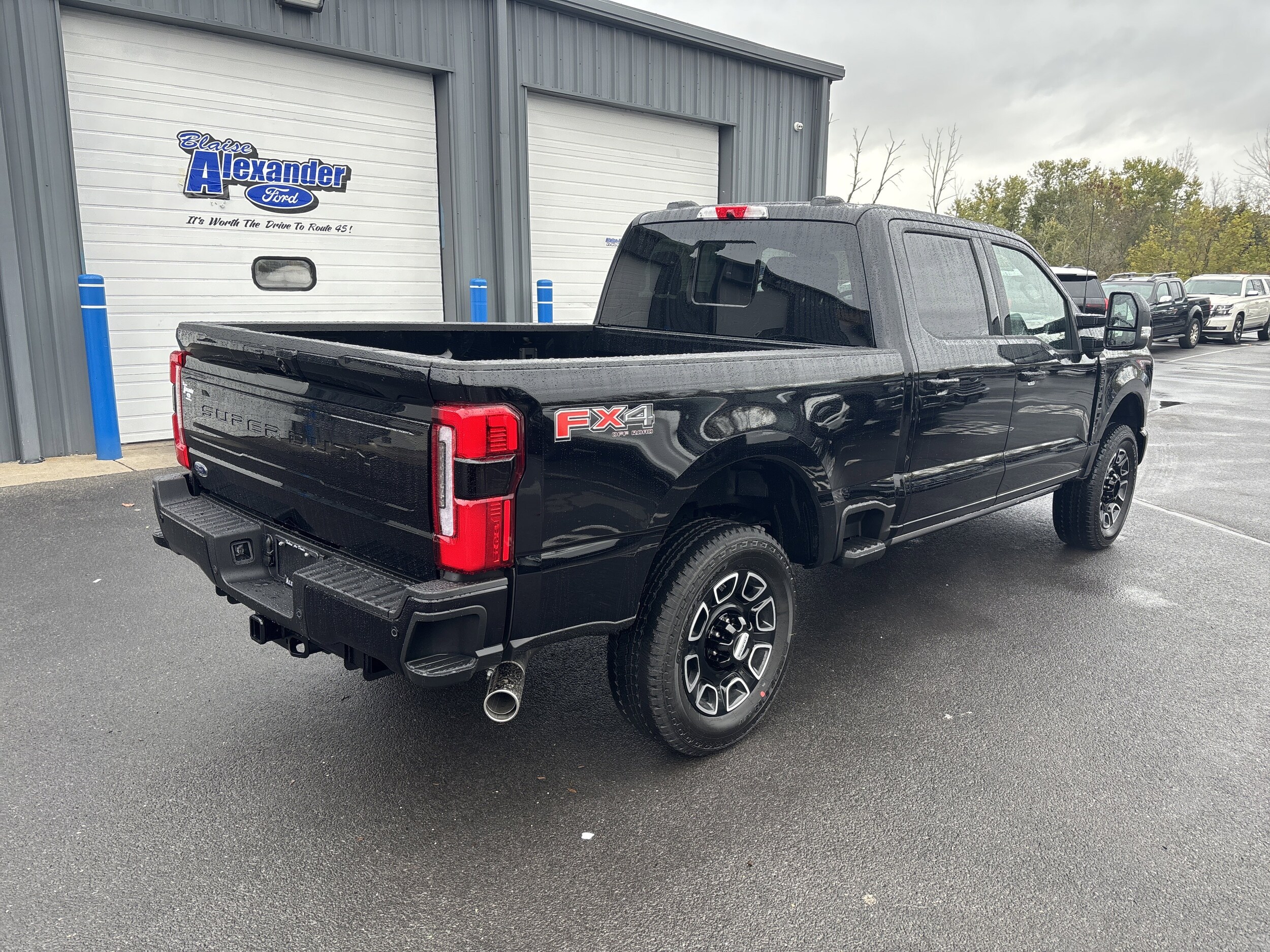 2026 Ford F-250 Platinum photo 2