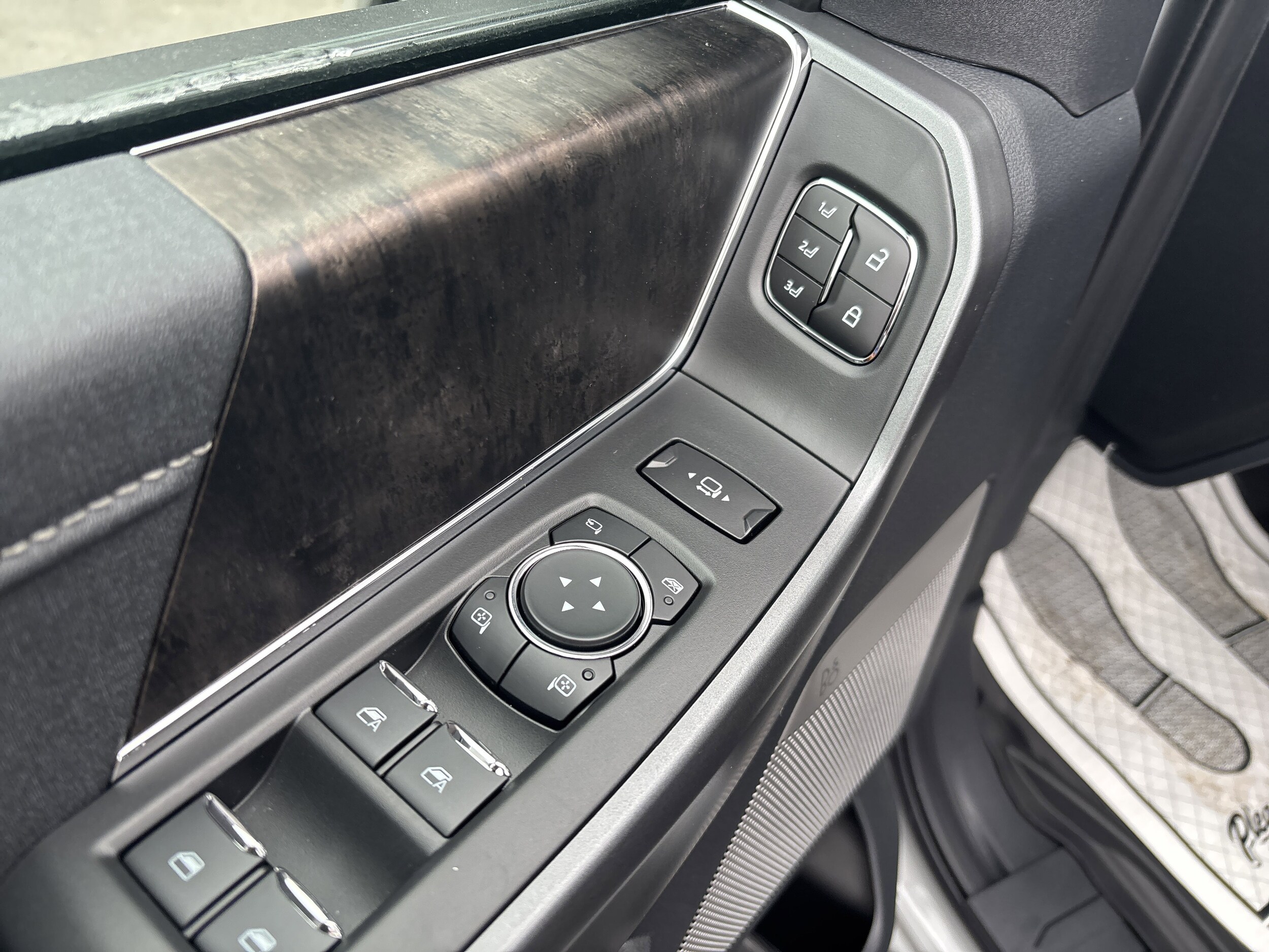 2026 Ford F-350 Super Duty Lariat - Photo 17