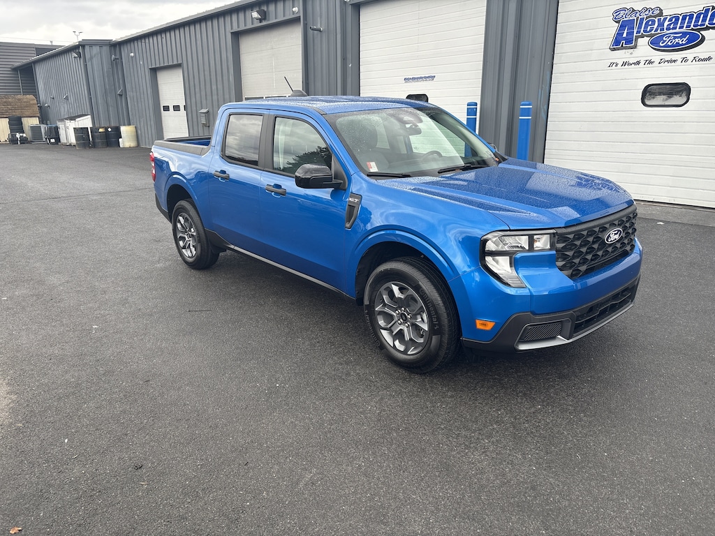 New 2025 Ford Maverick XLT Truck SuperCrew