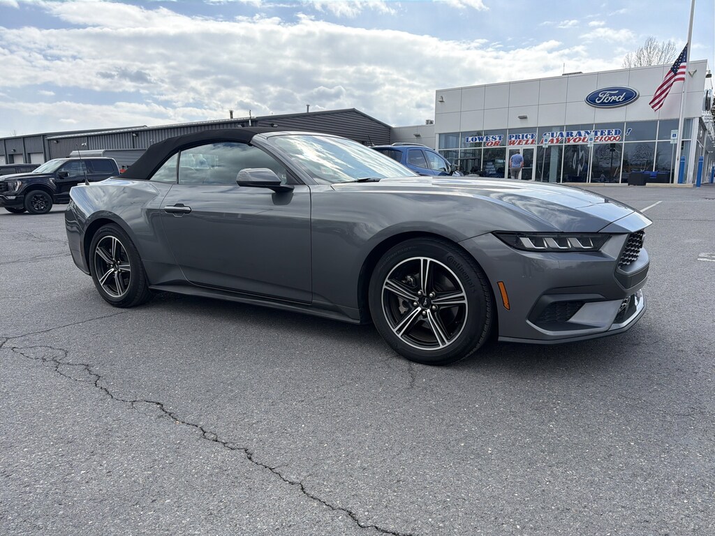 Used 2025 Ford Mustang Convertible