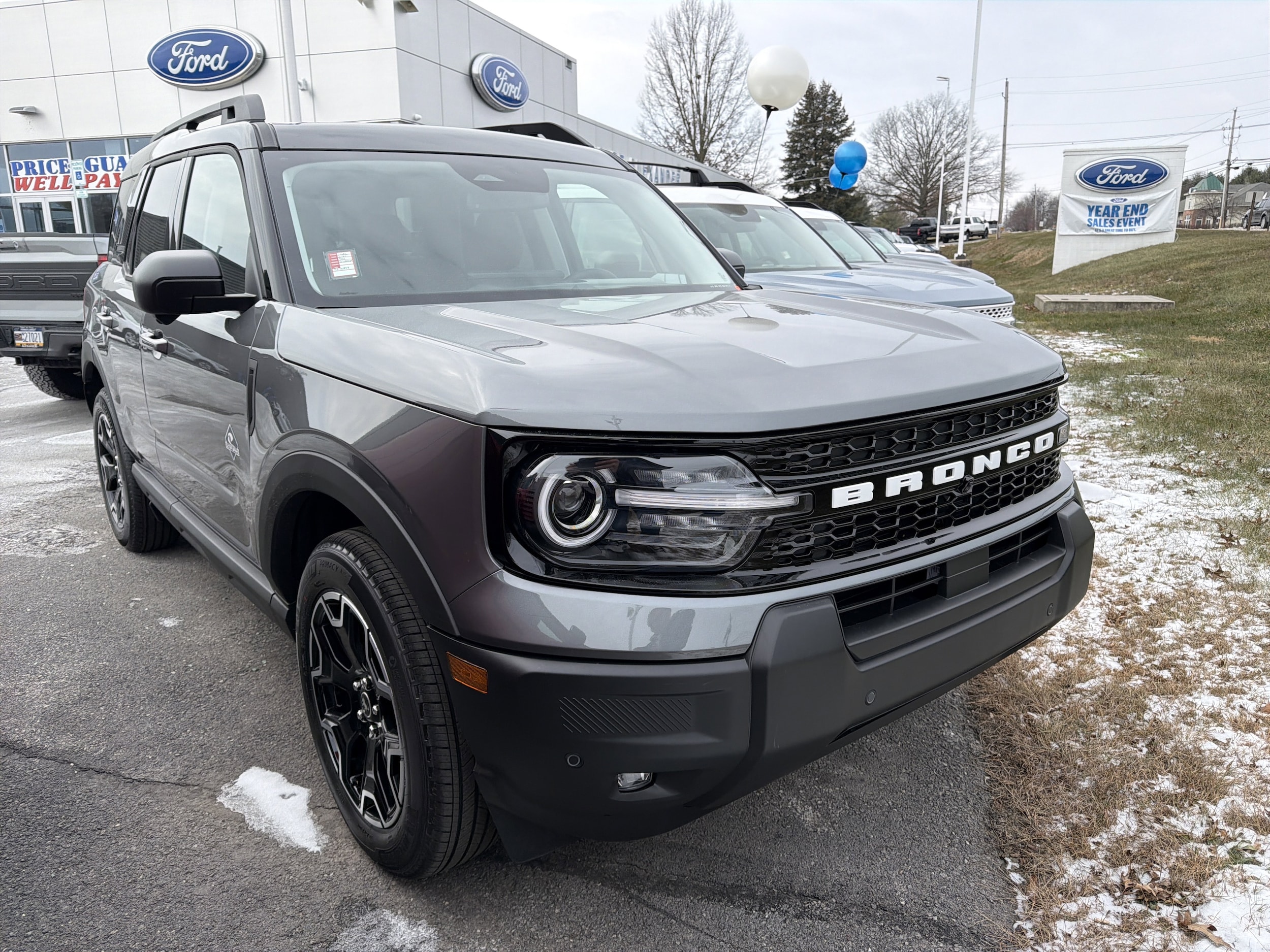 2025 Ford Bronco Sport Outer Banks's photo