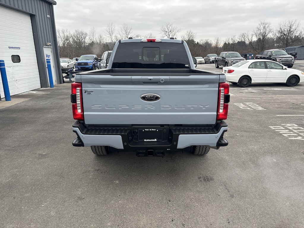New 2026 Ford F-350 F-350 Lariat Truck Crew Cab