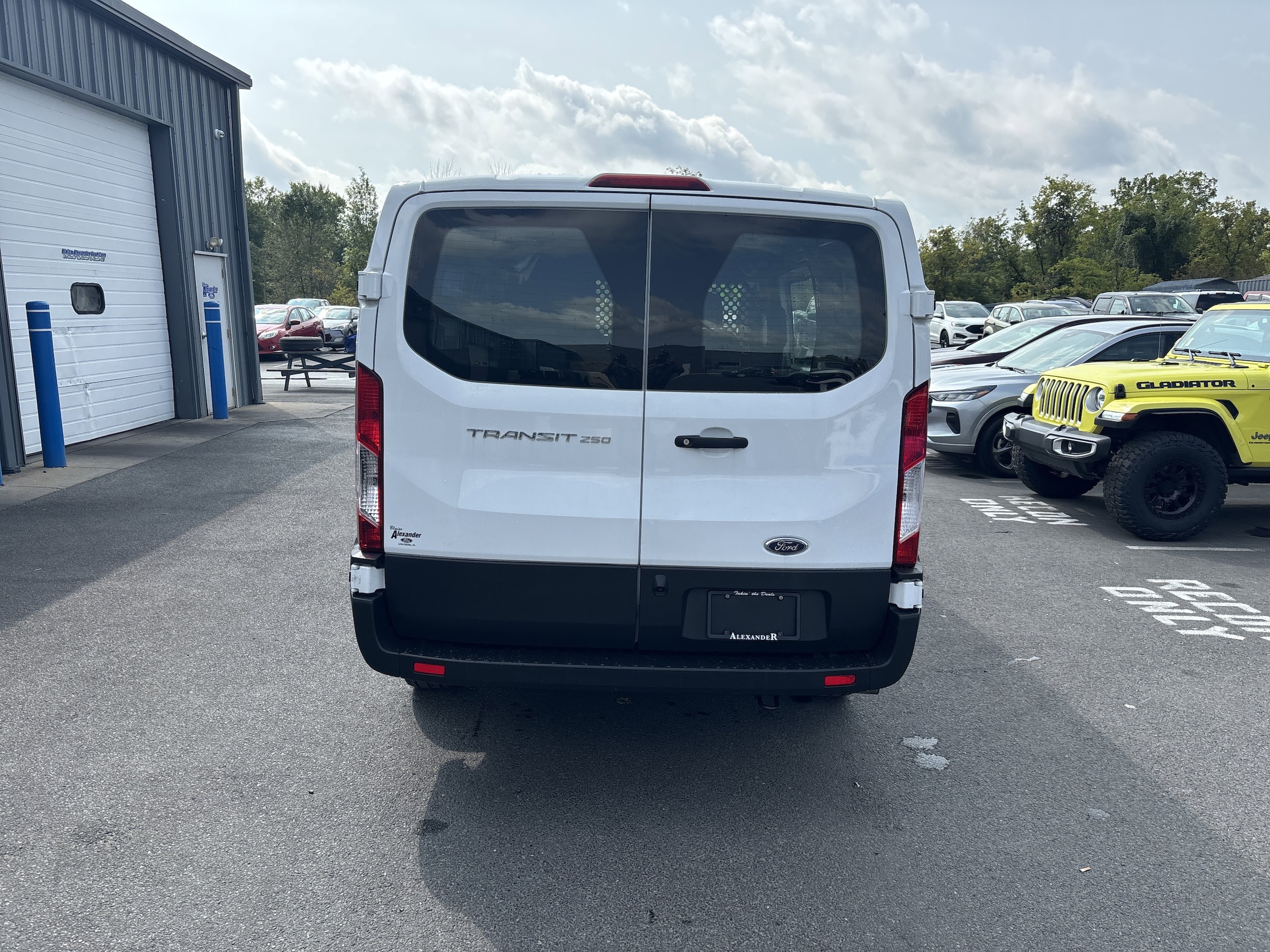 2023 Ford Transit Cargo Van photo 4