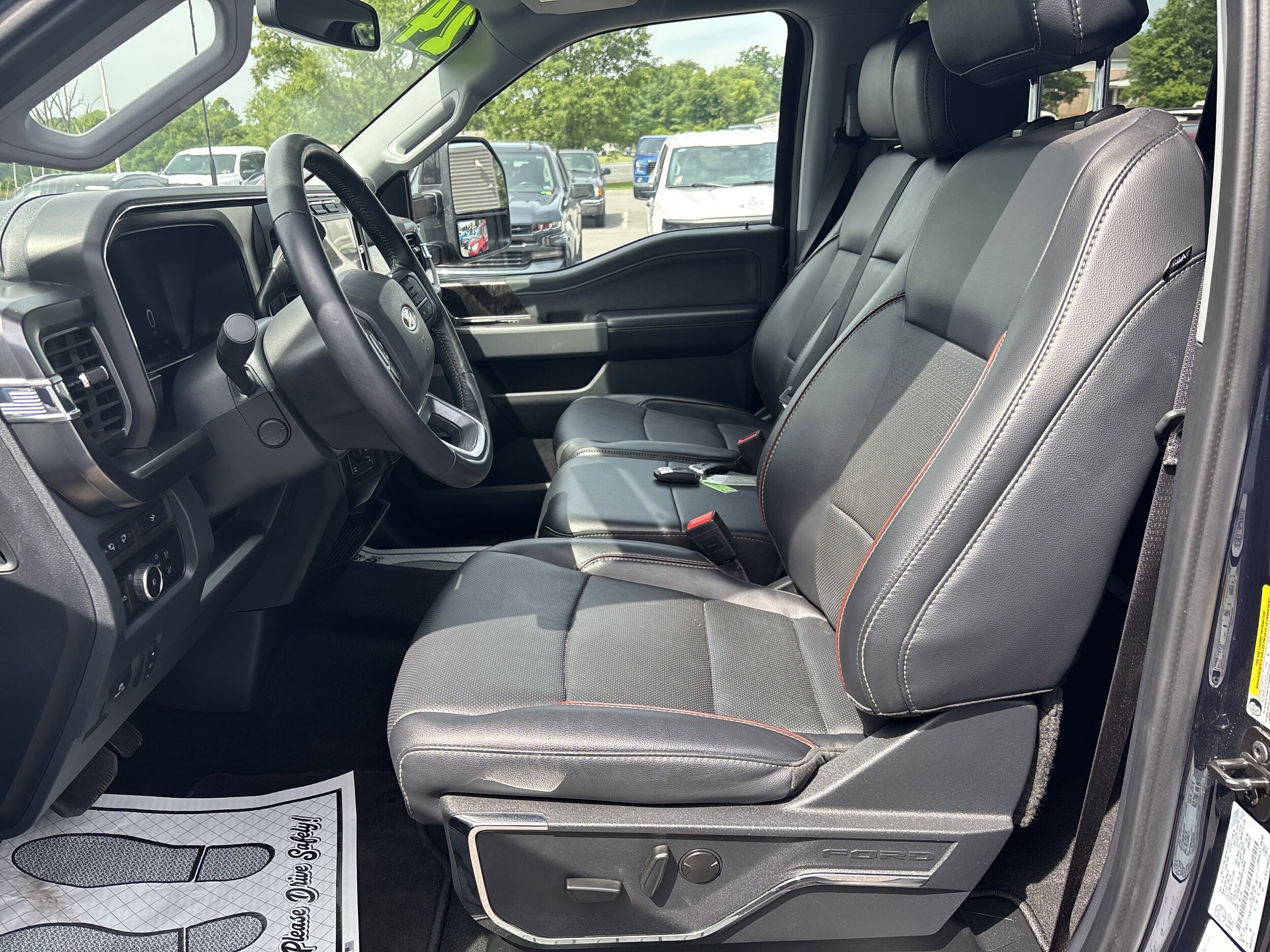 2024 Ford F-350 Super Duty Lariat - Photo 24