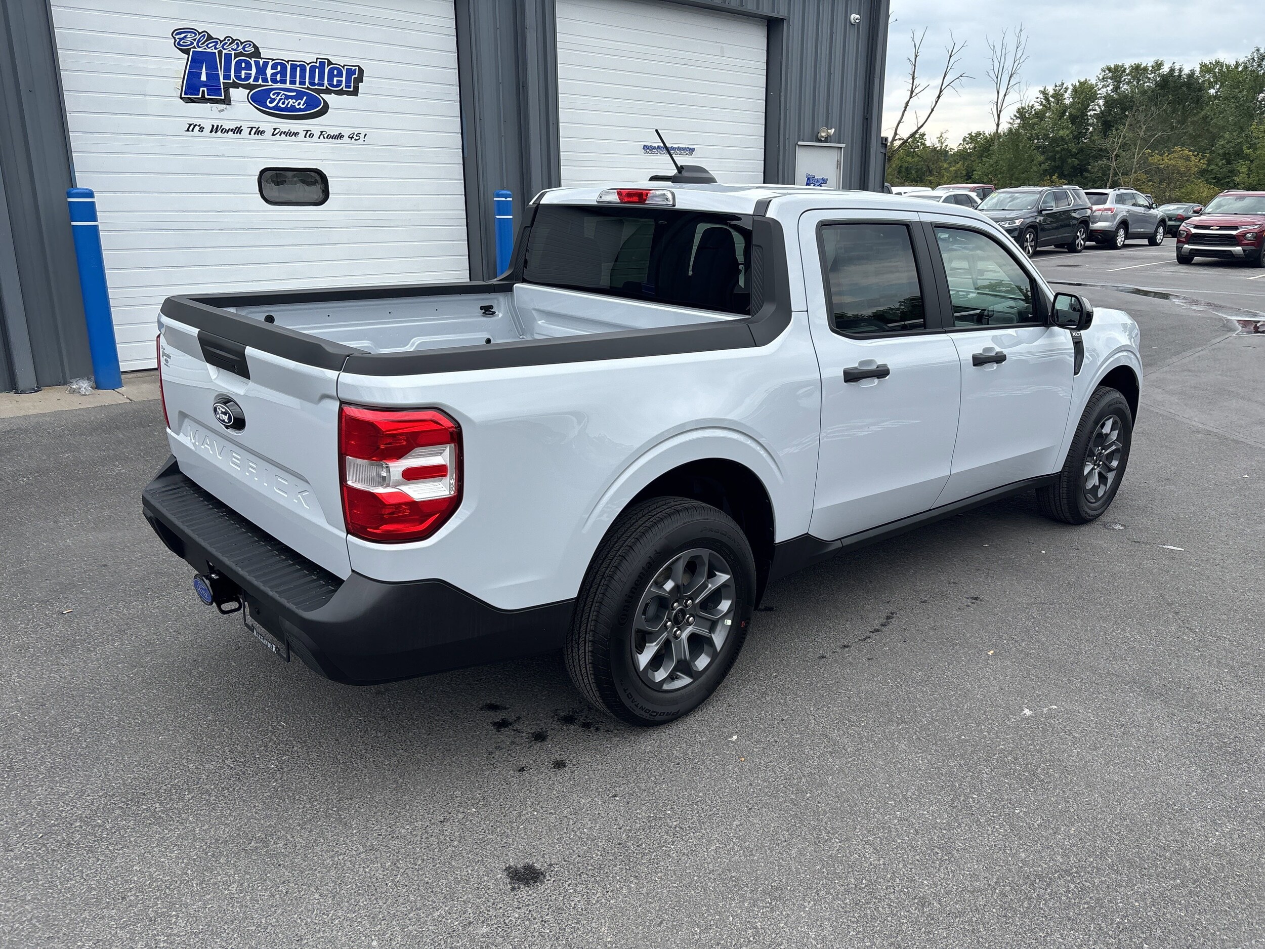 2025 Ford Maverick XLT photo 3