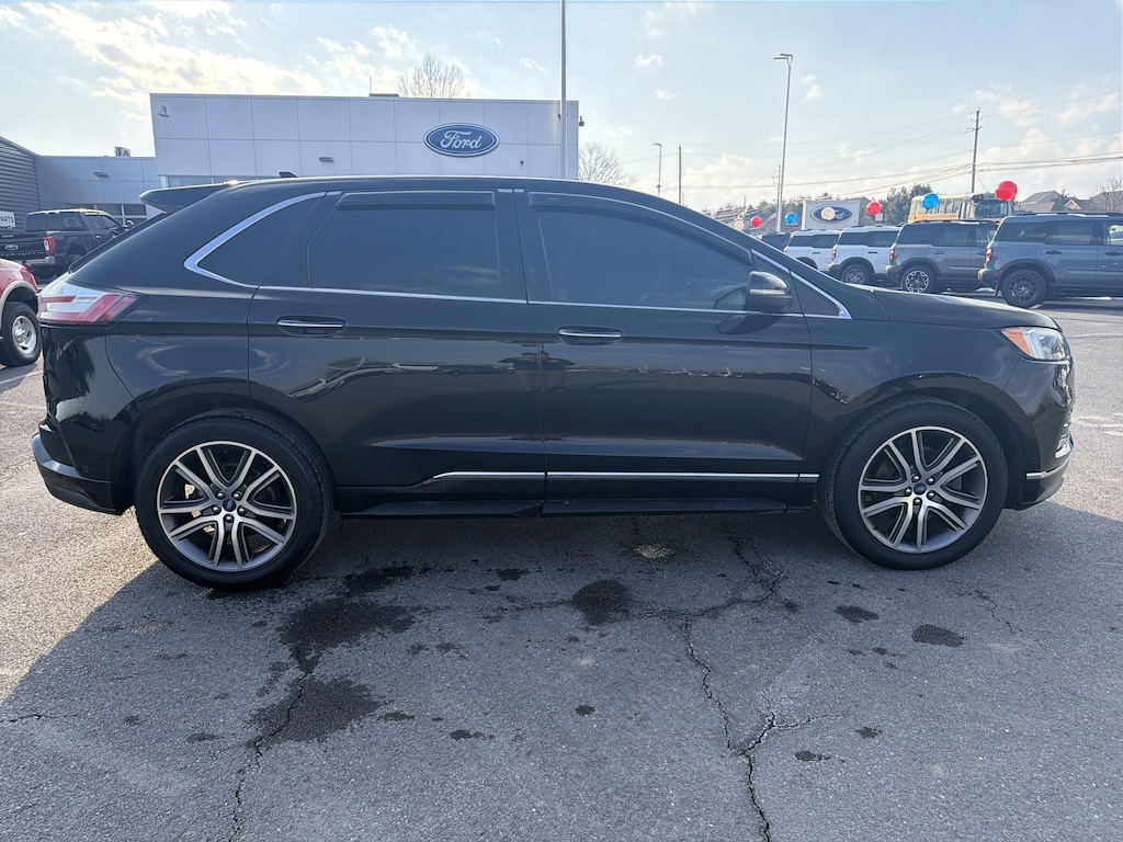 Used 2019 Ford Edge Titanium SUV
