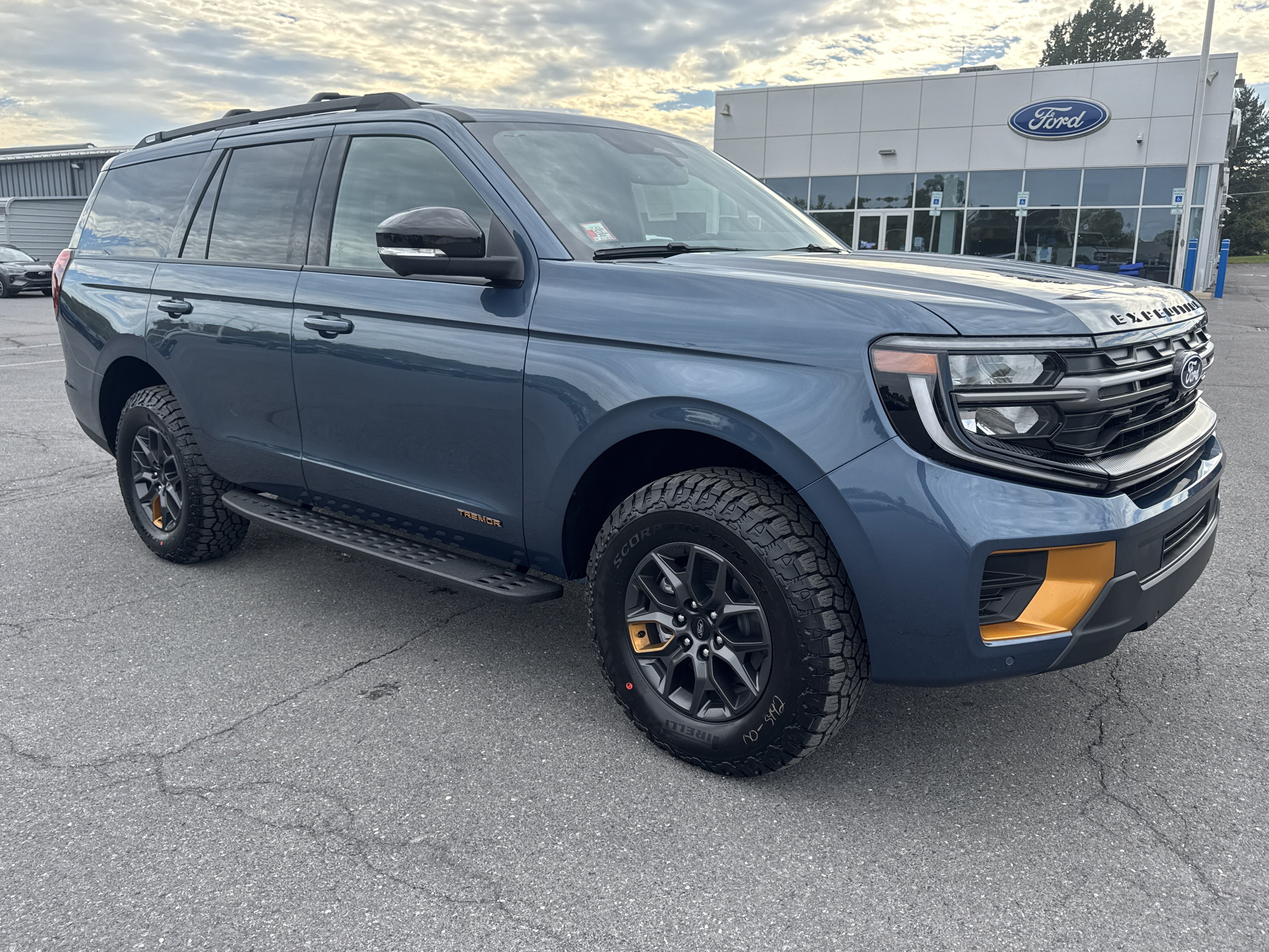 2027 Ford Expedition Tremor SUV