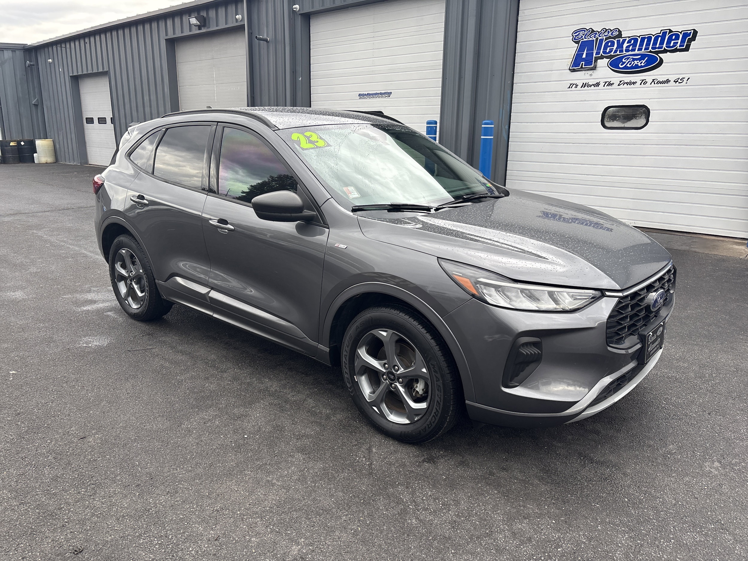 2023 Ford Escape ST-Line's photo
