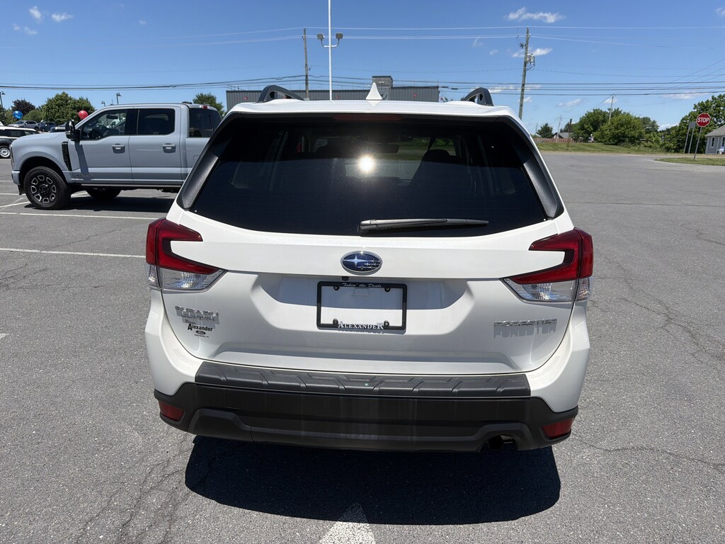Used 2022 Subaru Forester Premium SUV
