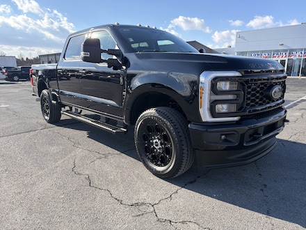 2026 Ford F-350 F-350 Lariat Truck Crew Cab