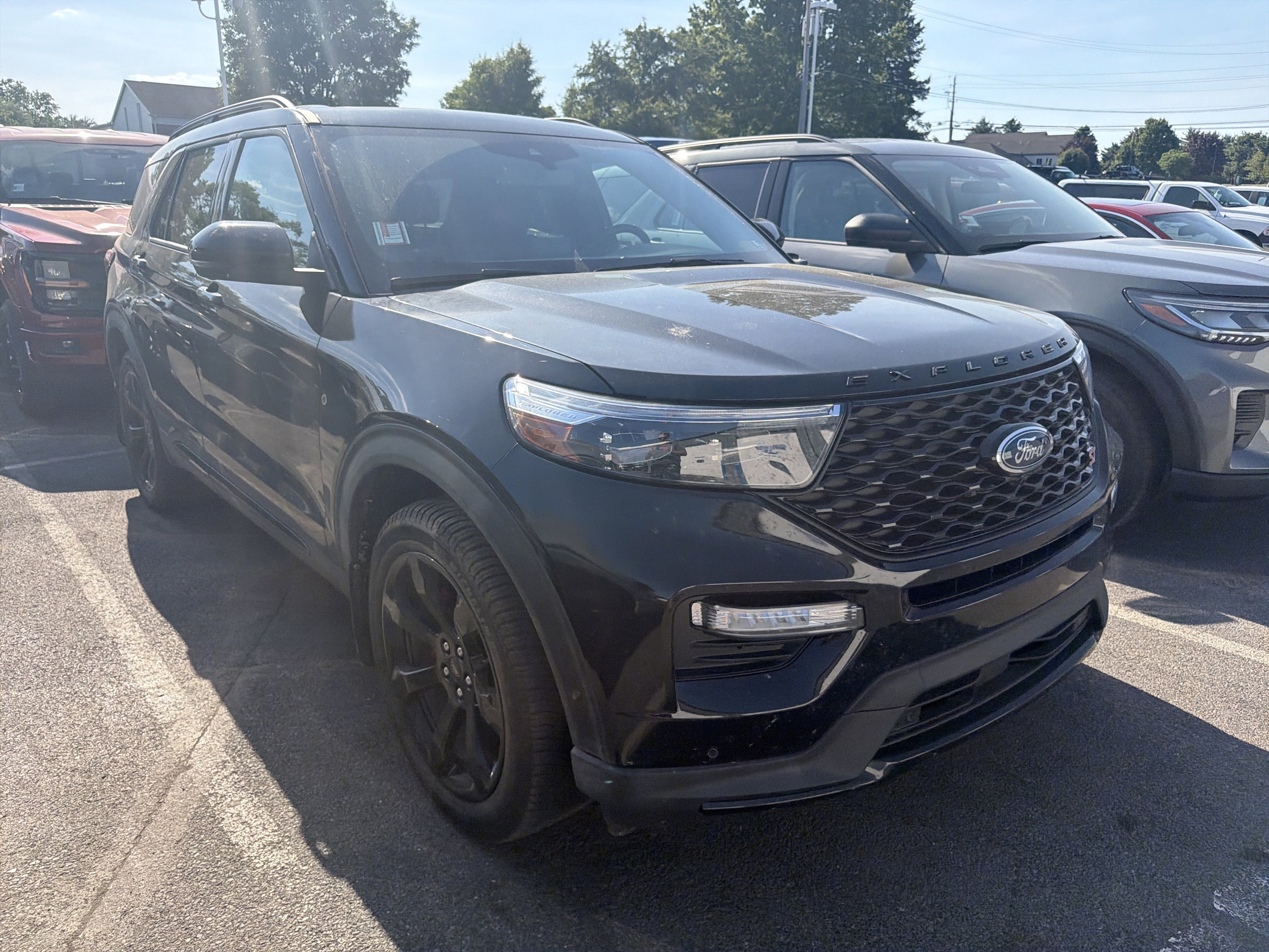 2021 Ford Explorer ST 4WD's photo