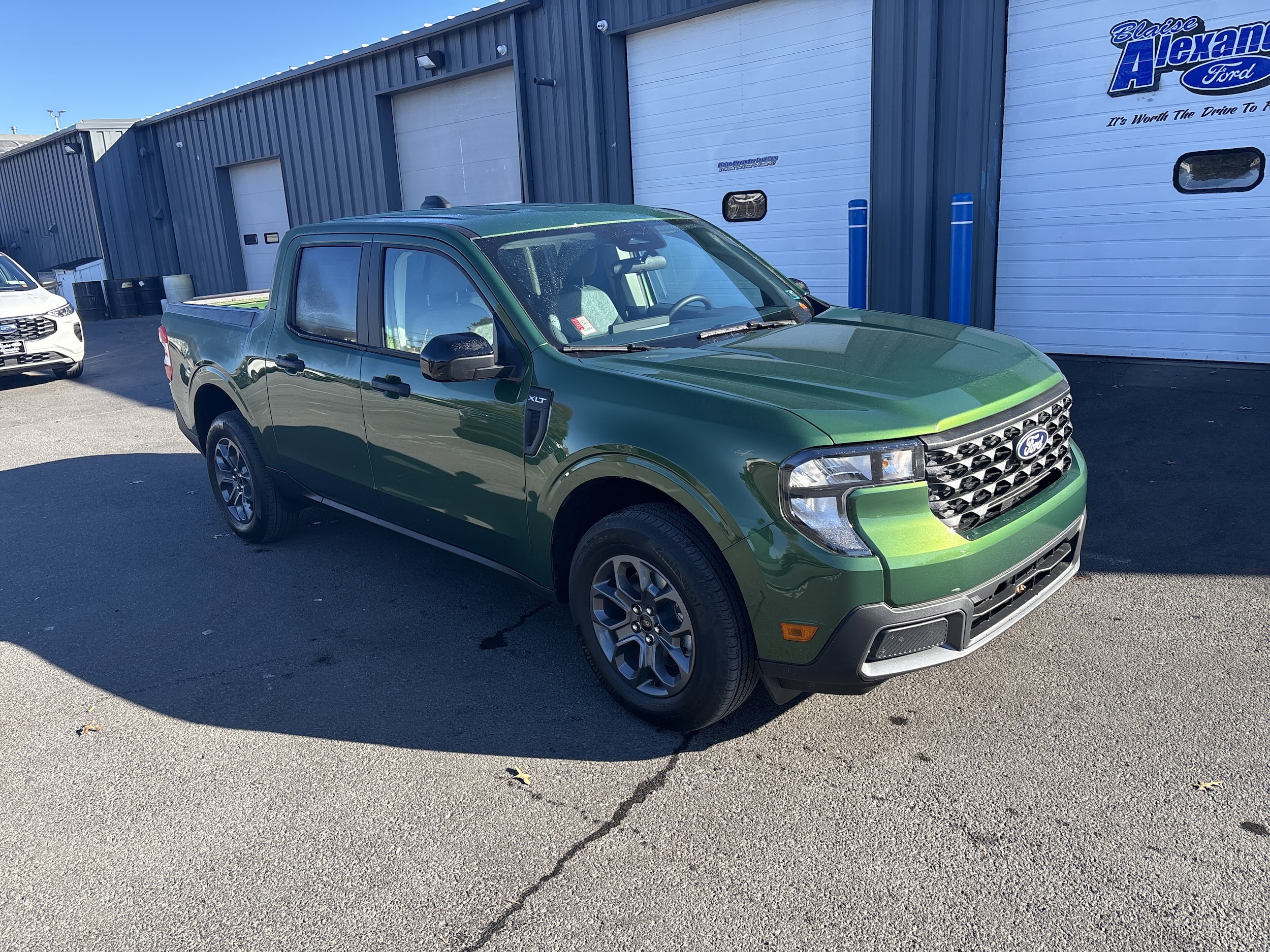 2025 Ford Maverick XLT's photo