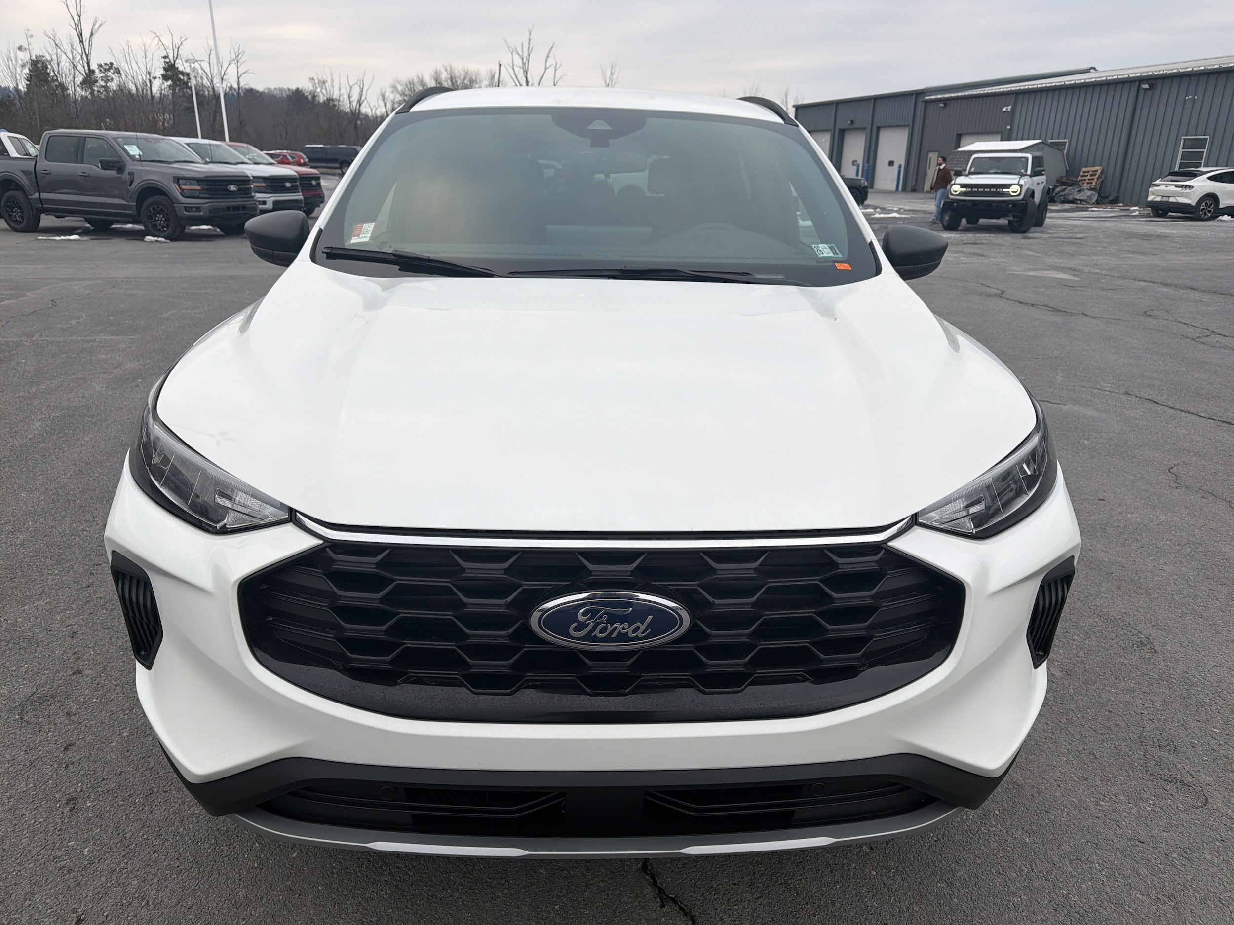2026 Ford Escape ST-Line - Photo 9