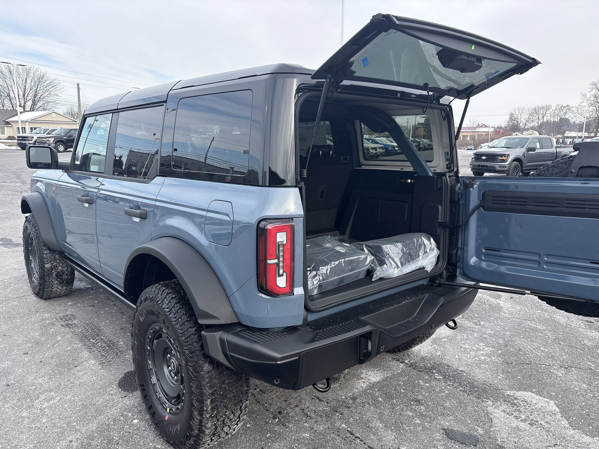 2025 Ford Bronco 4-Door Badlands - Photo 6