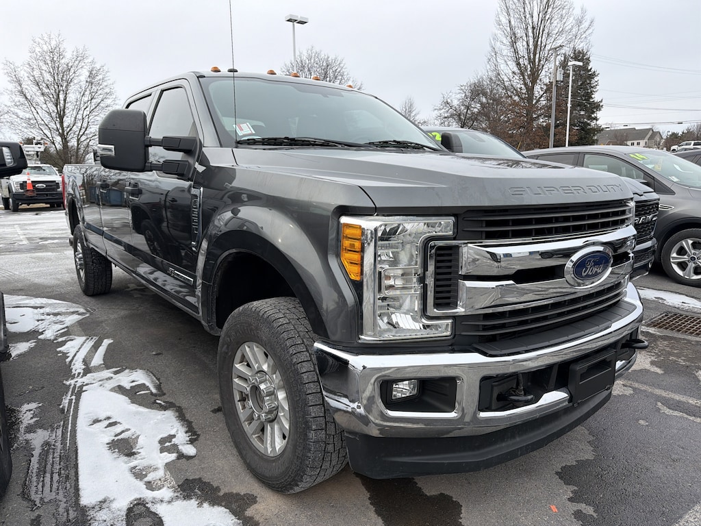 Used 2017 Ford F-350 XLT Truck Crew Cab