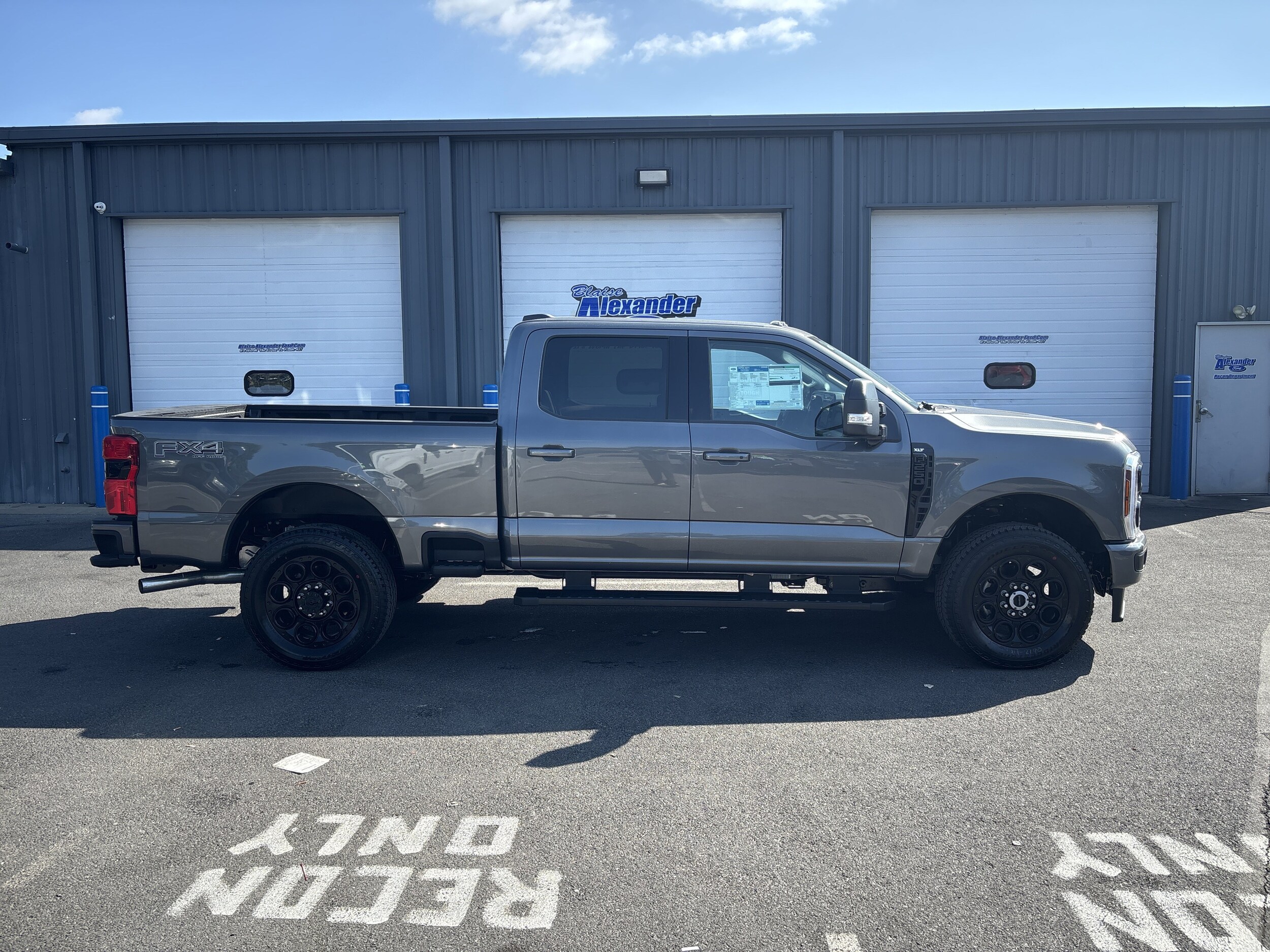 2026 Ford F-250 XLT photo 2