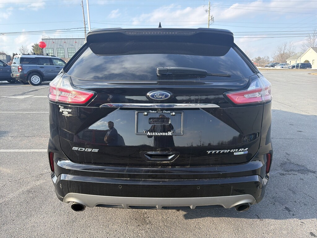 Used 2019 Ford Edge Titanium SUV