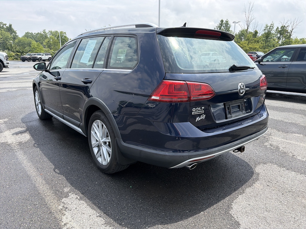Used 2017 Volkswagen Golf Alltrack Wagon