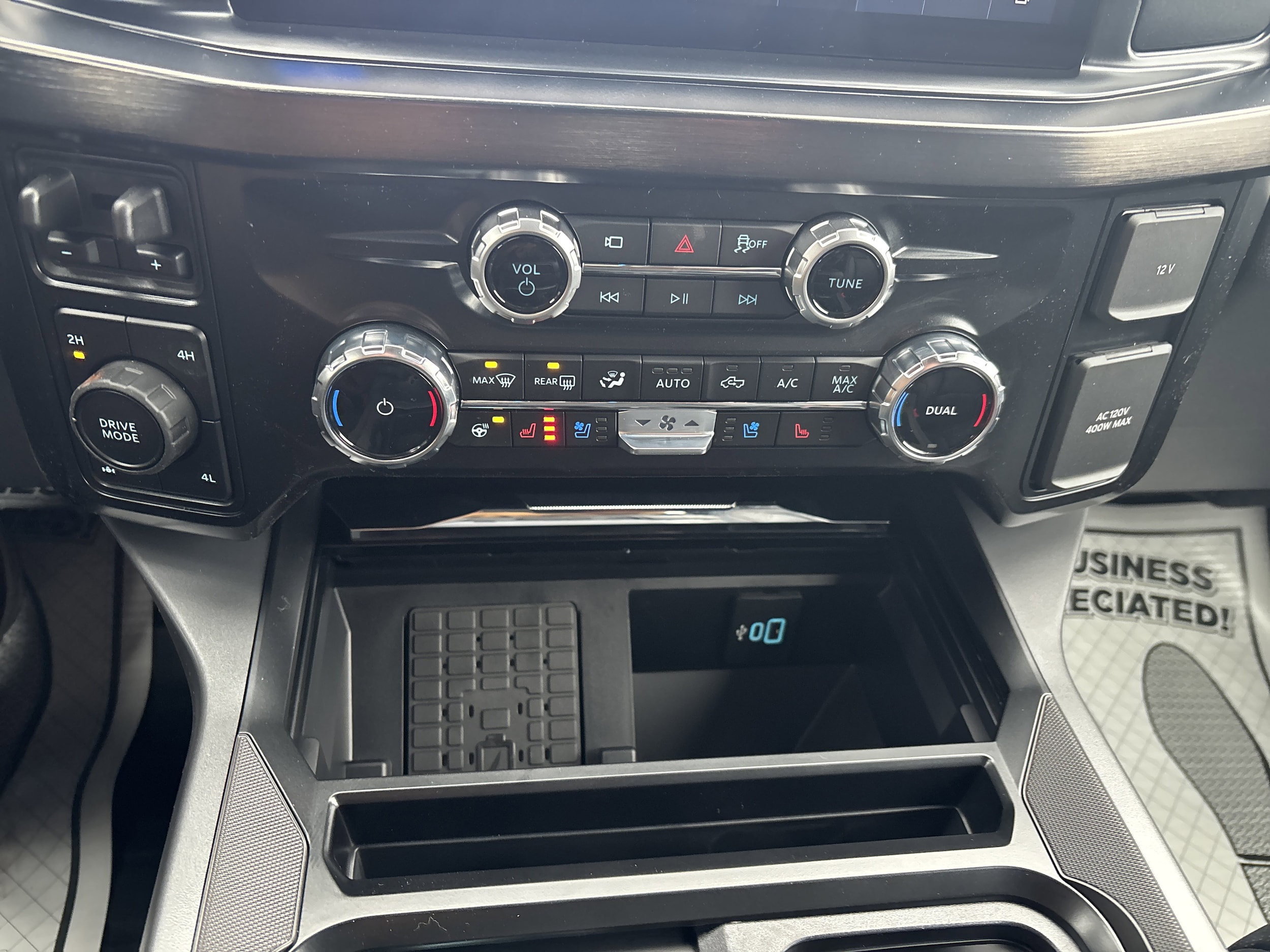 2026 Ford F-350 Super Duty Lariat - Photo 25