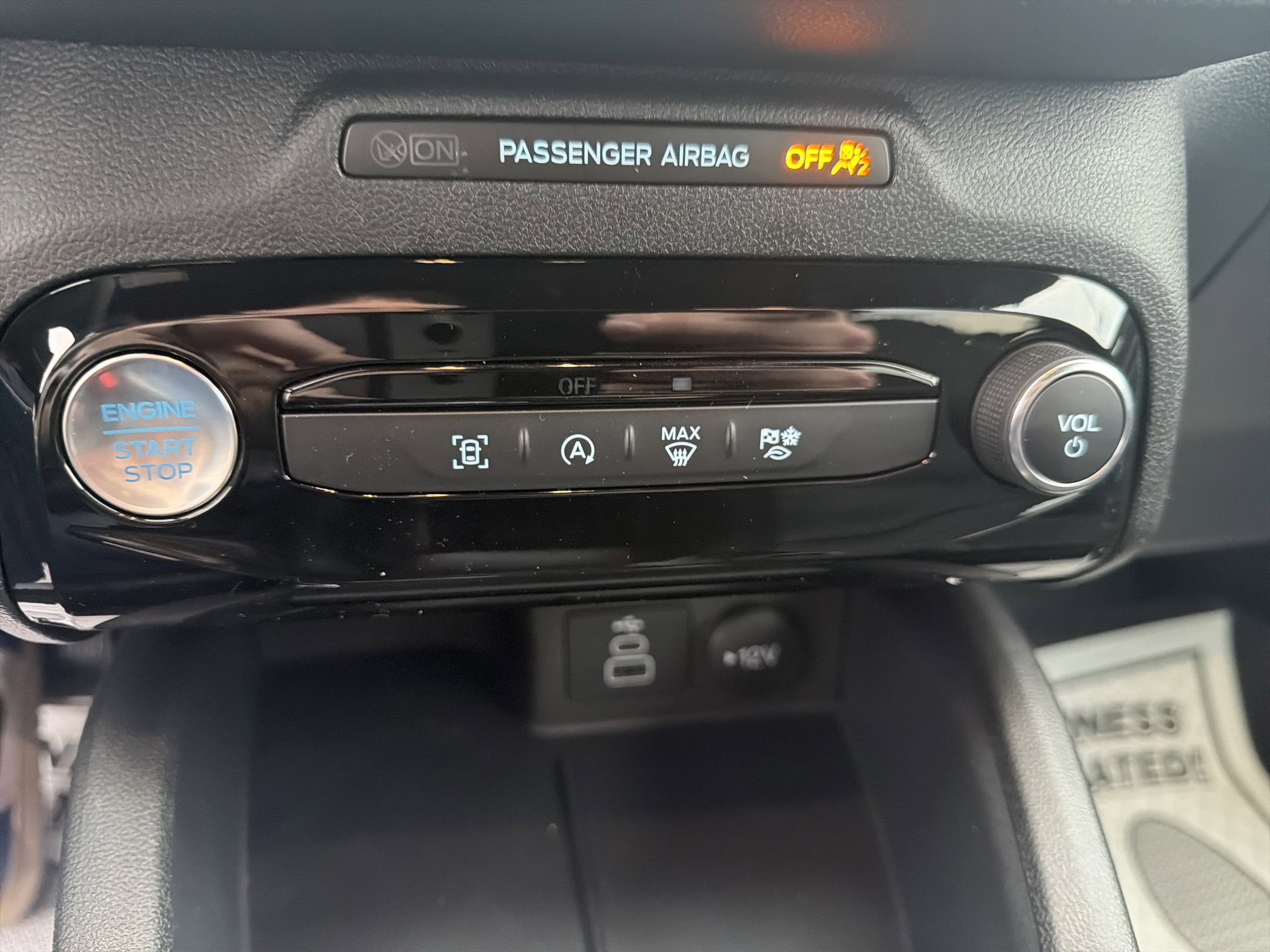 2026 Ford Escape ST-Line - Photo 25