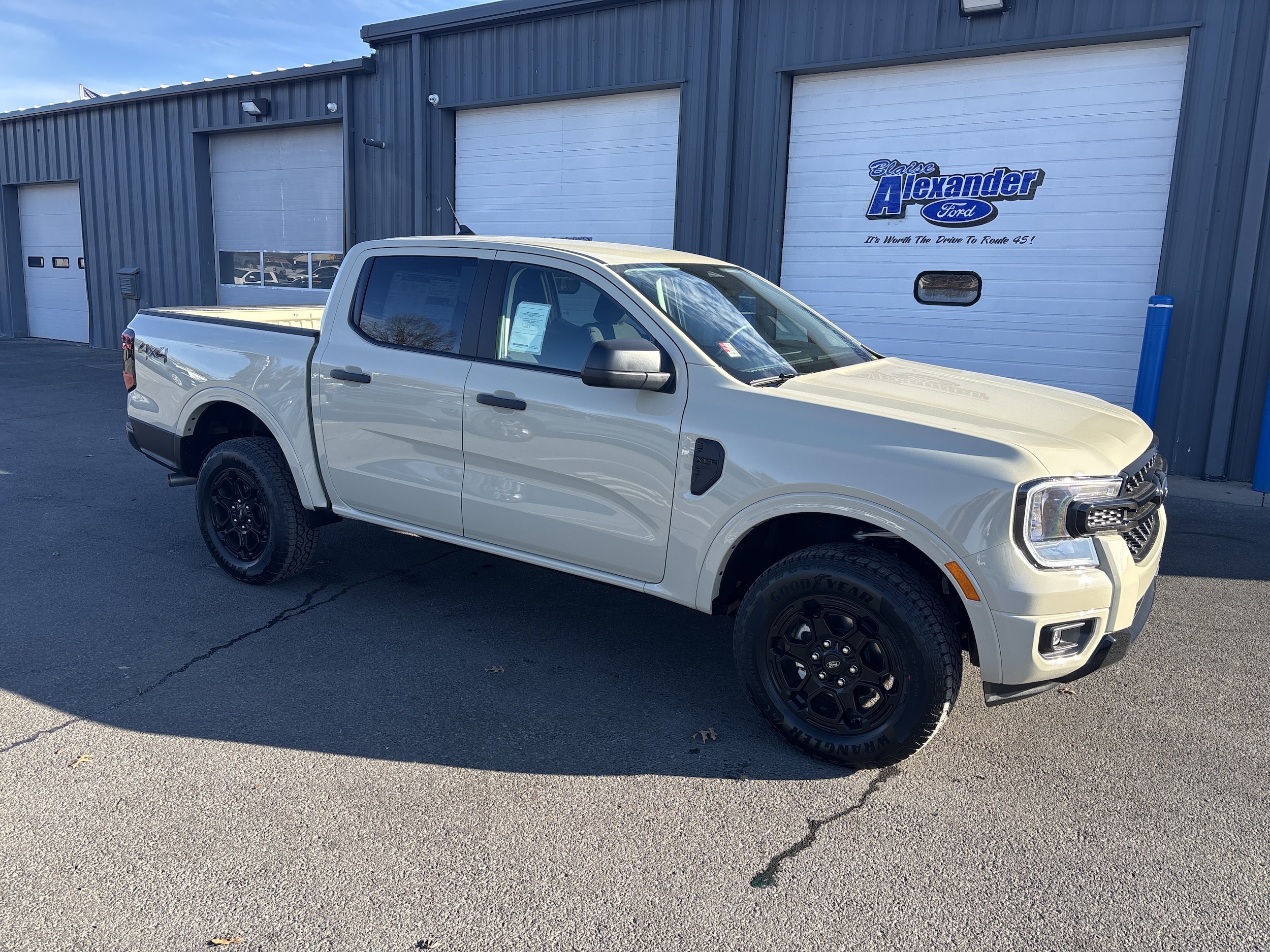 2025 Ford Ranger XLT's photo