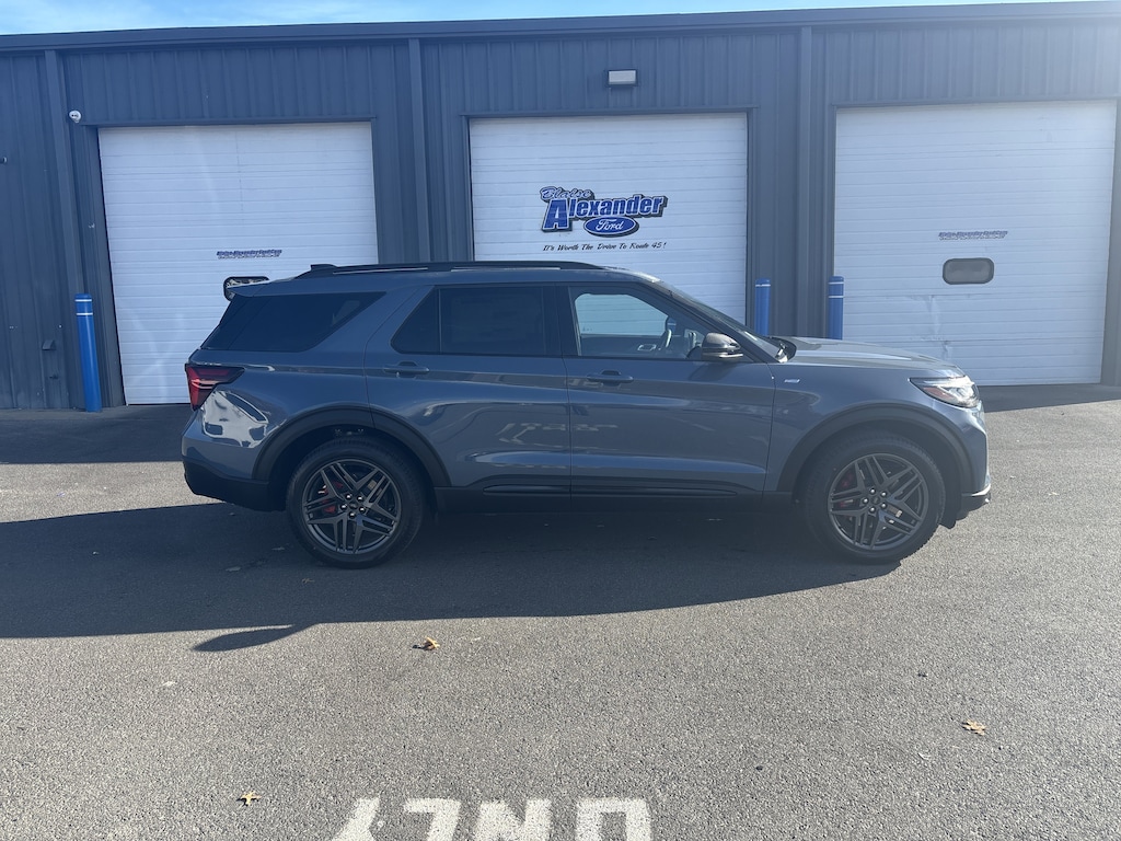 New 2026 Ford Explorer ST-Line SUV