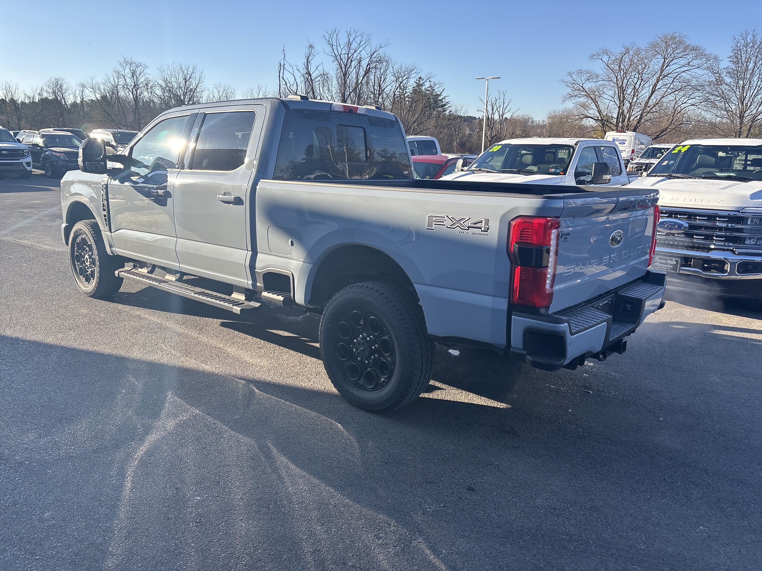 2026 Ford F-350 Super Duty Lariat - Photo 6