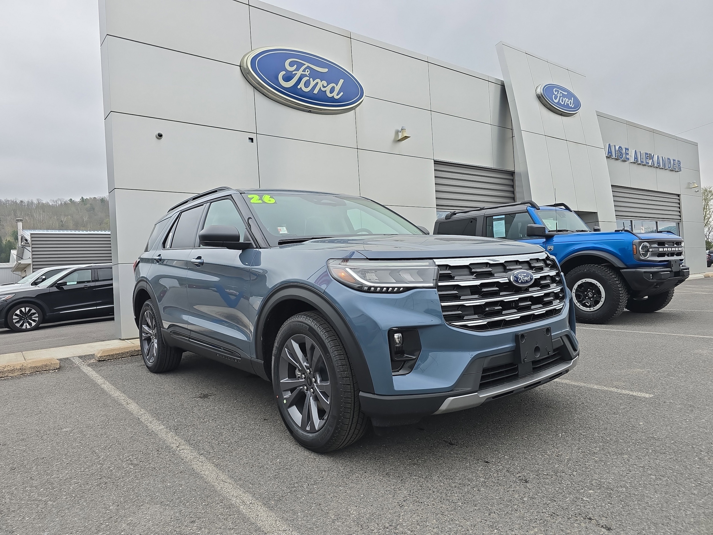 2026 Ford Explorer Active 4WD's photo