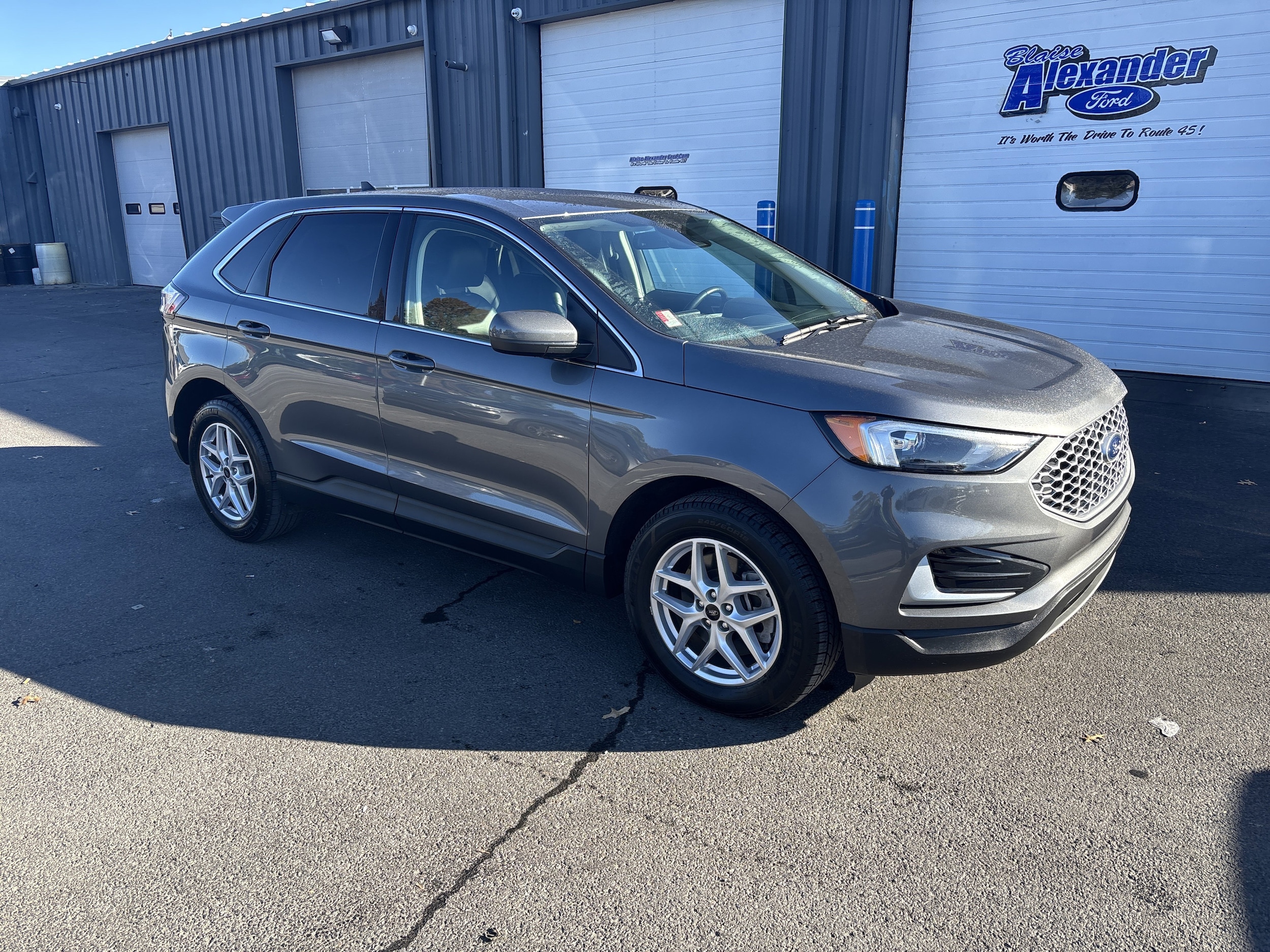 2024 Ford Edge SEL's photo