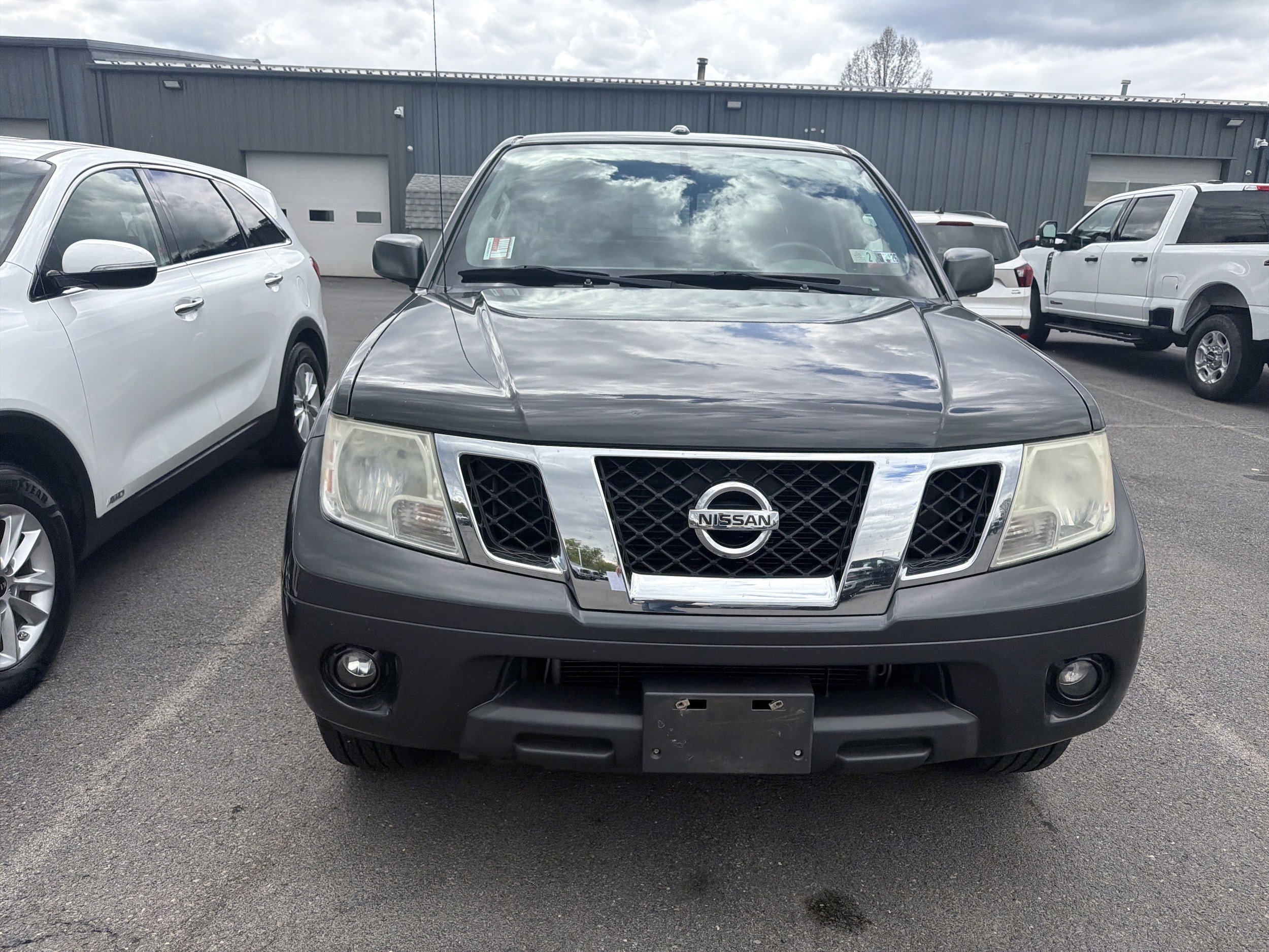 Used 2014 Nissan Frontier SV with VIN 1N6AD0EV3EN765045 for sale in Lewisburg, PA