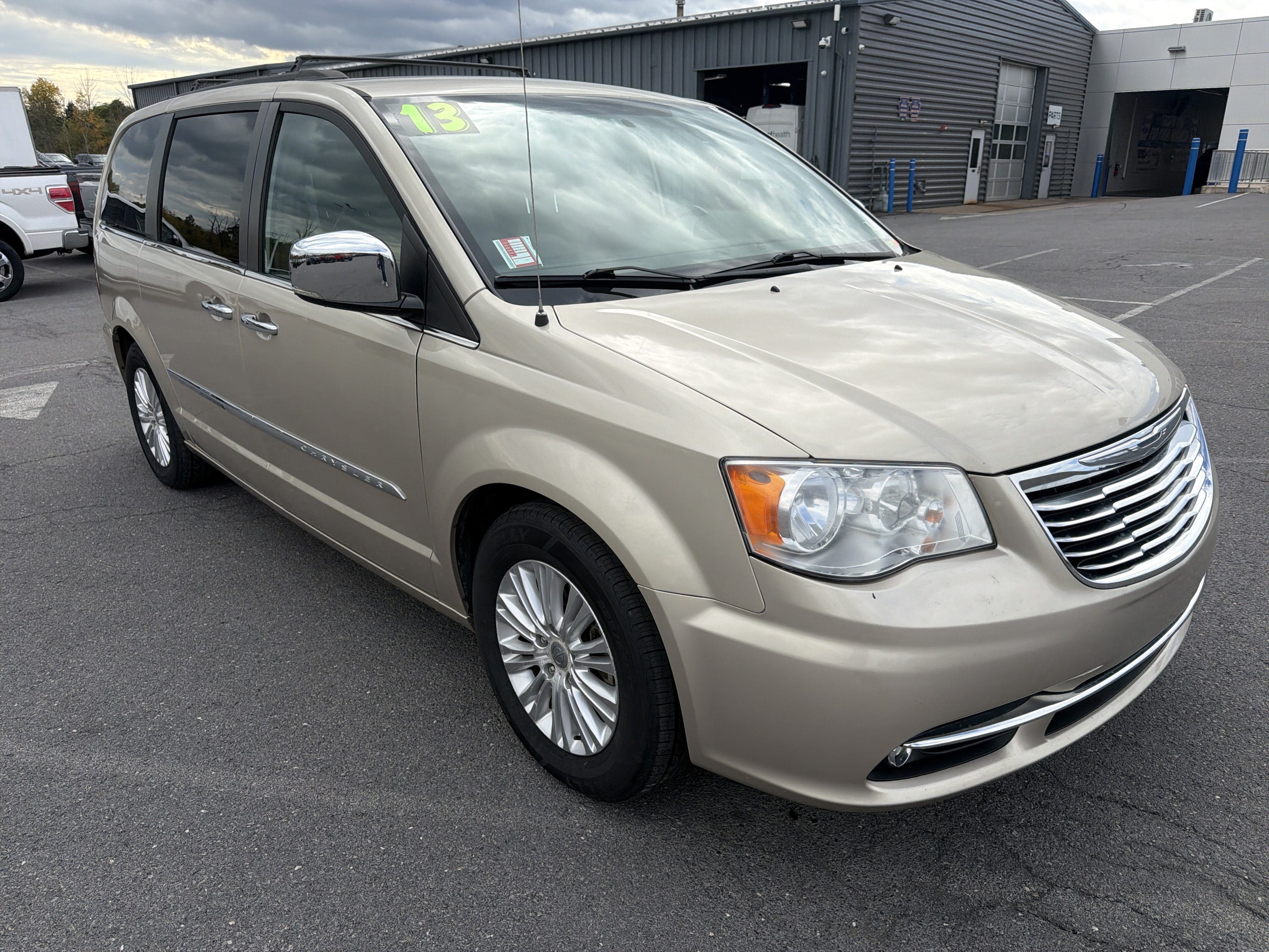 2013 Chrysler Town & Country