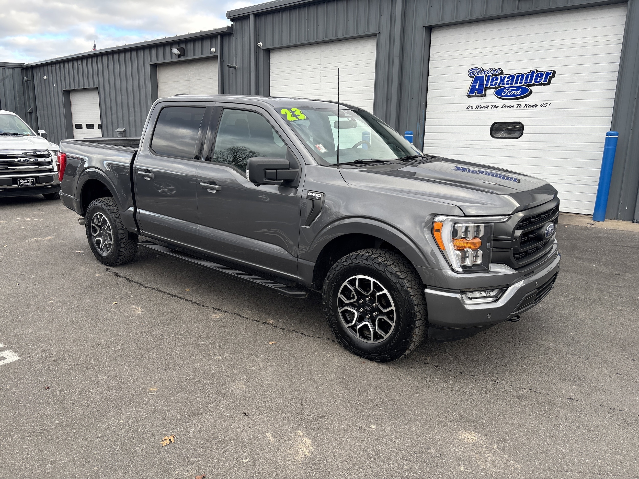 2023 Ford F-150 XLT's photo