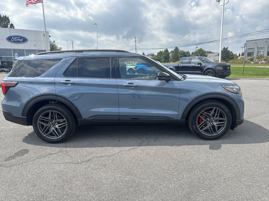 New 2027 Ford Explorer 4-Door SUV