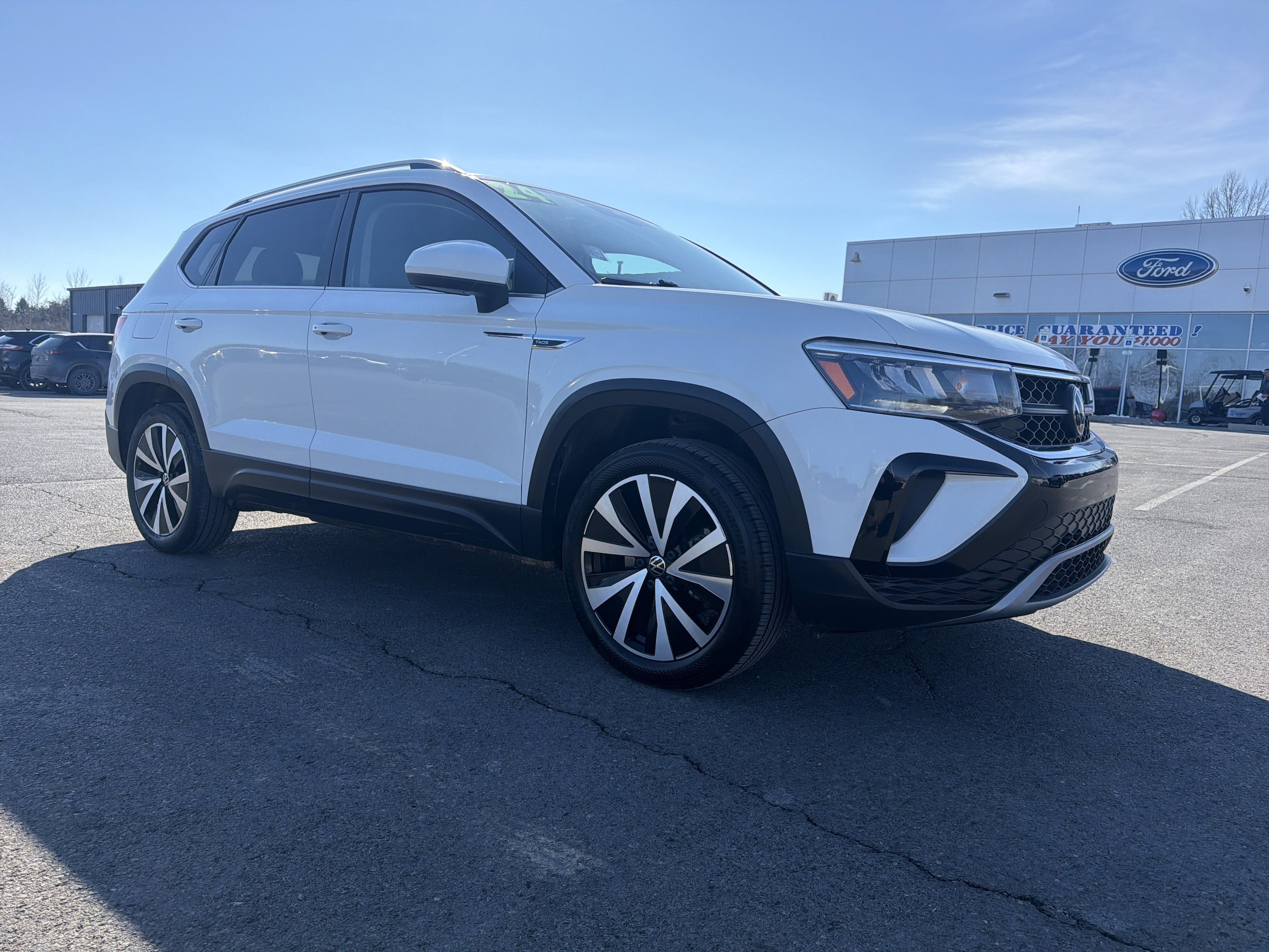 2024 Volkswagen Taos SE