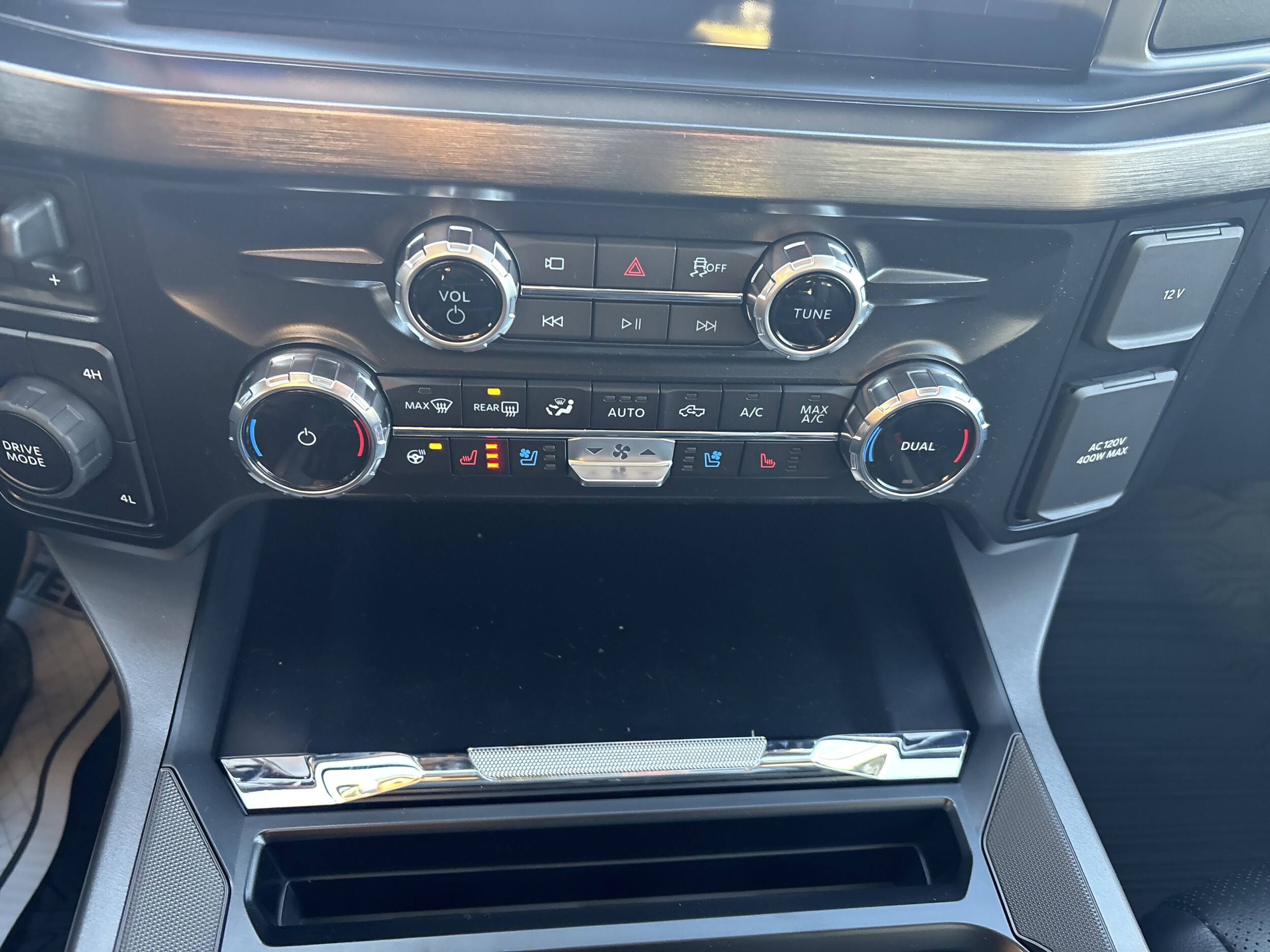2026 Ford F-350 Super Duty Lariat - Photo 25