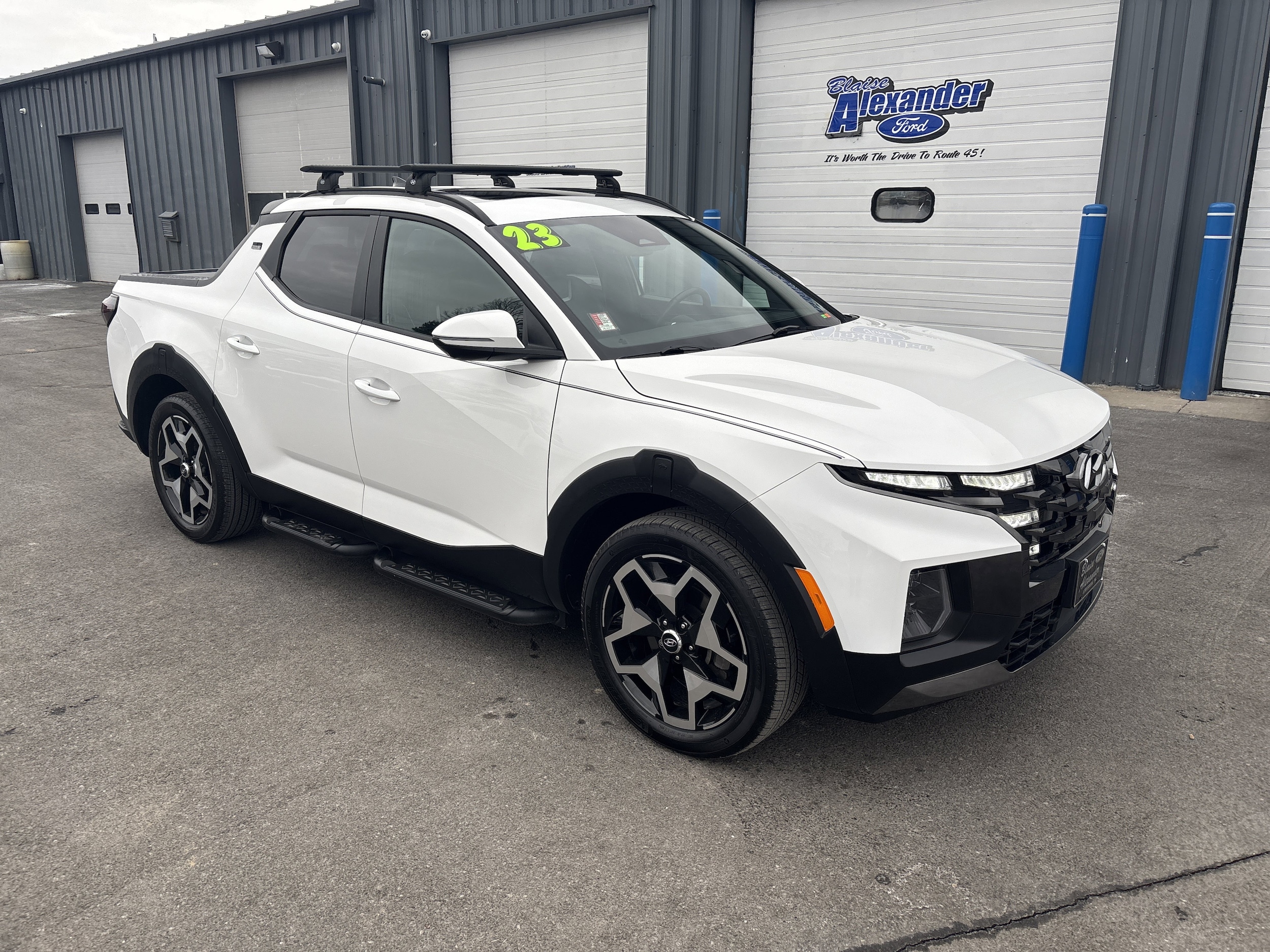 2023 Hyundai Santa Cruz Limited's photo