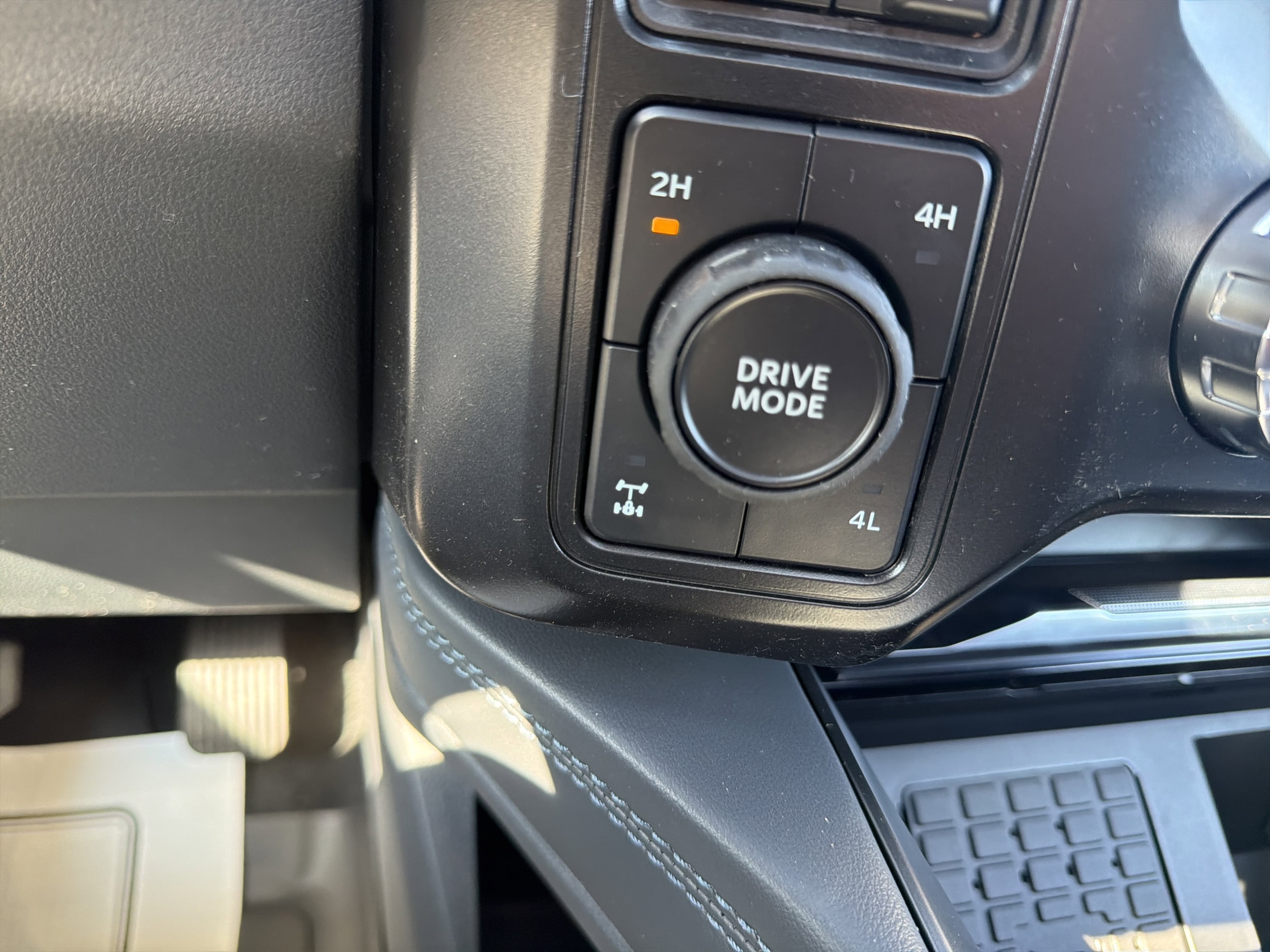 2026 Ford F-250 Super Duty Platinum - Photo 32