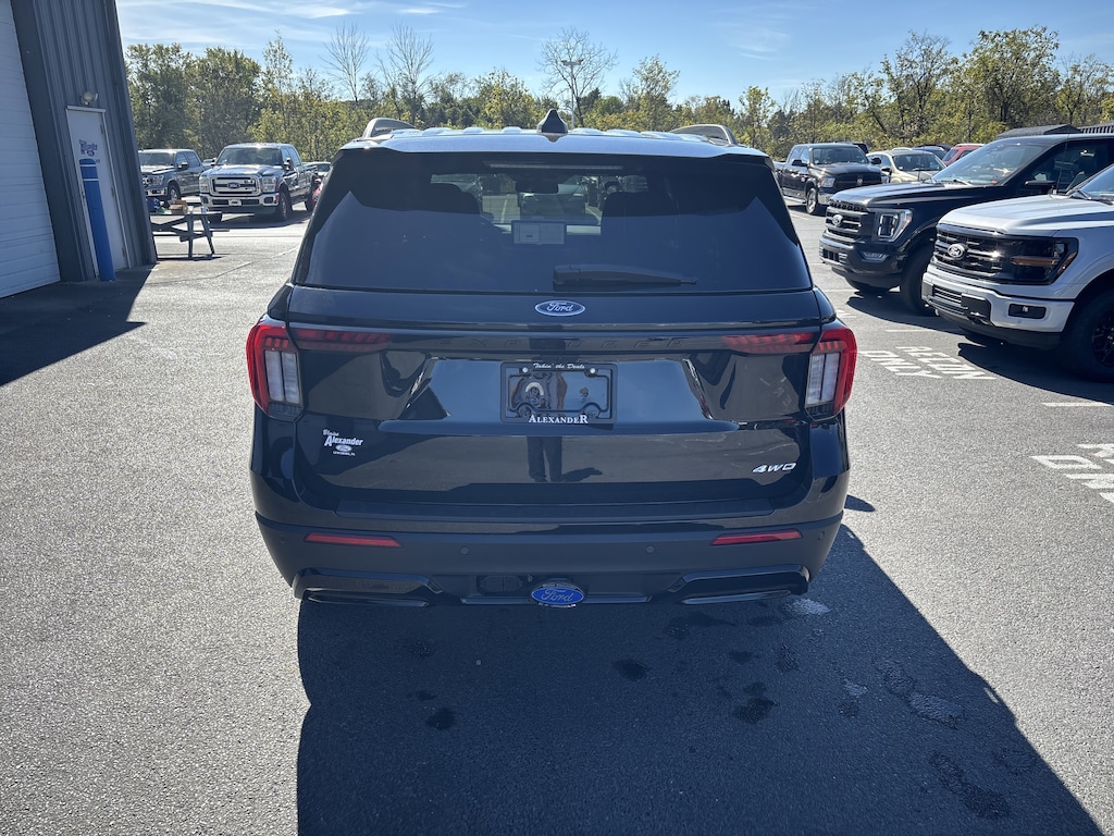 New 2025 Ford Explorer ST-Line SUV