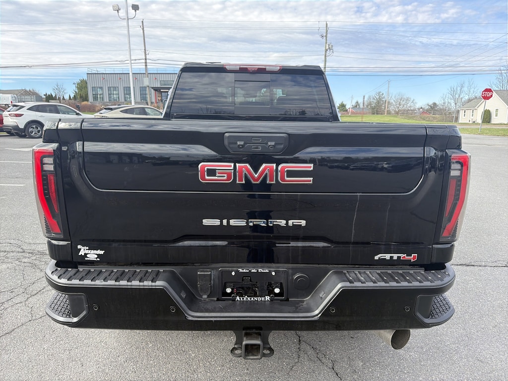 Used 2025 GMC Sierra 2500HD AT4 Truck Crew Cab