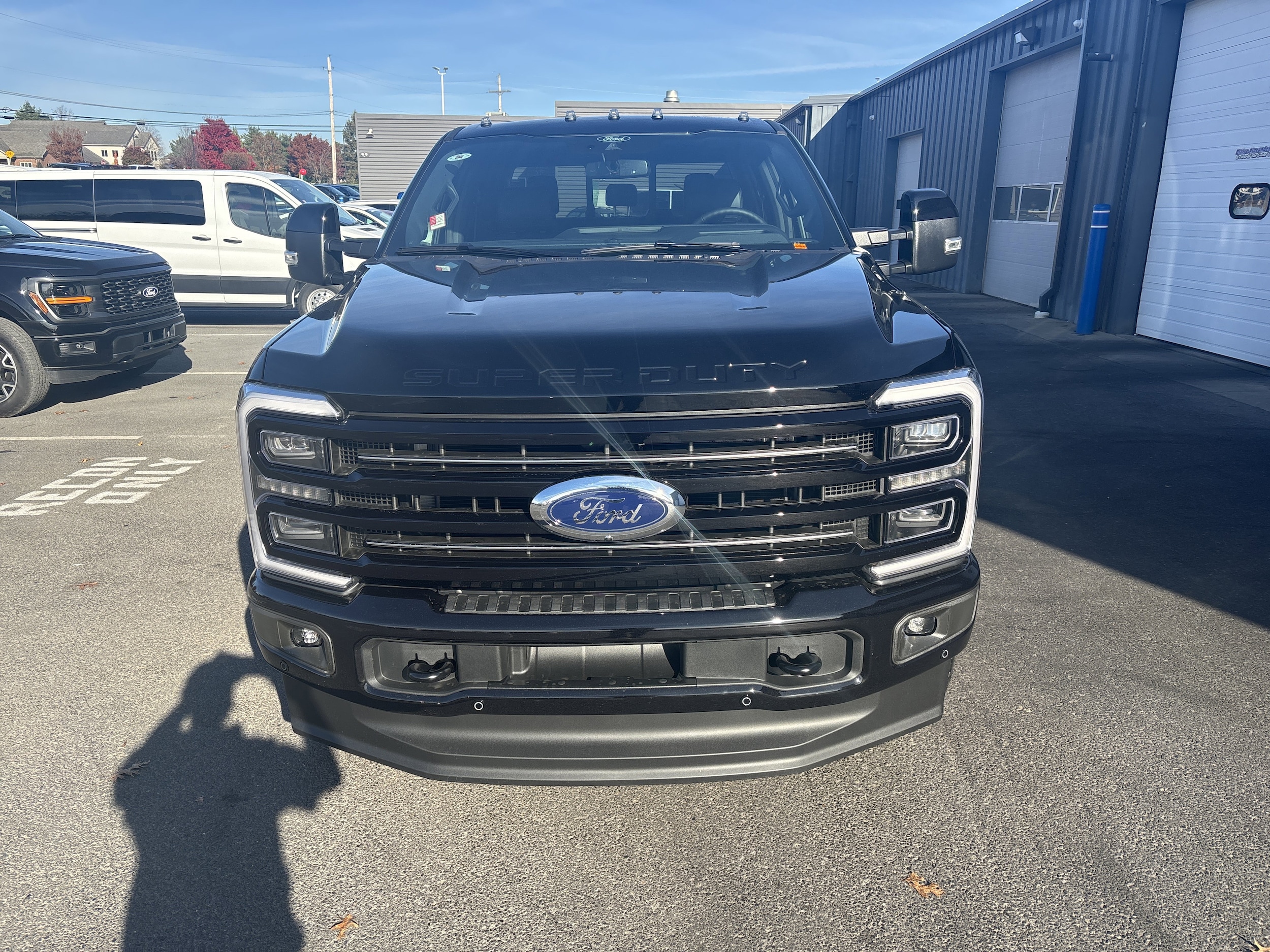 2026 Ford F-250 Super Duty Platinum - Photo 9