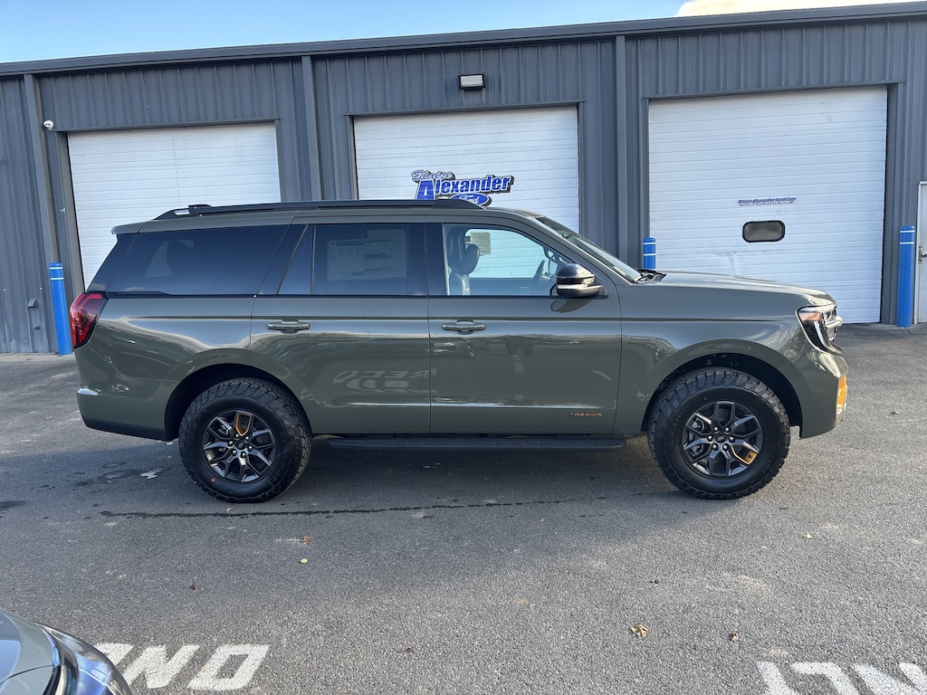 New 2025 Ford Expedition Tremor SUV