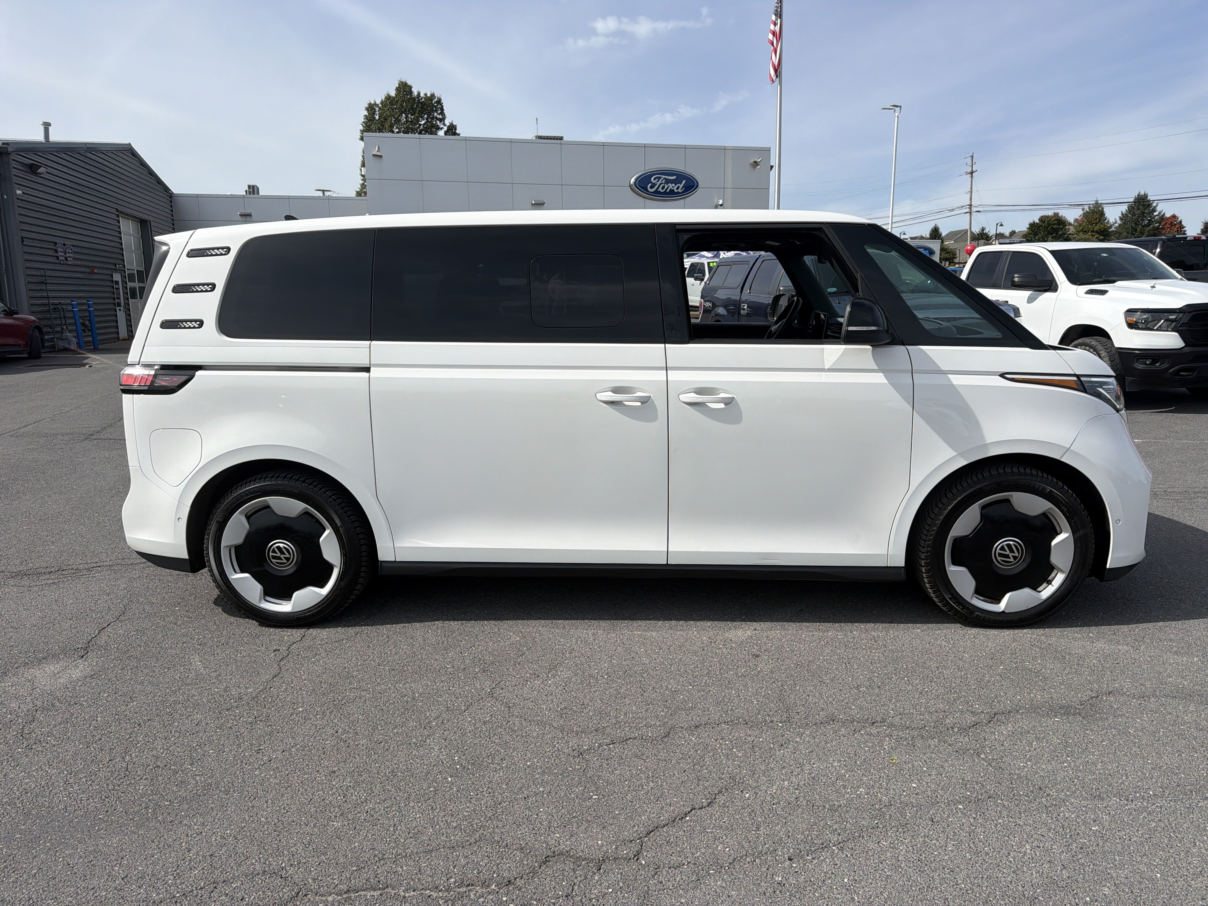 Used 2025 Volkswagen ID. Buzz PRO S with VIN WVGAWVEB2SH012306 for sale in Lewisburg, PA