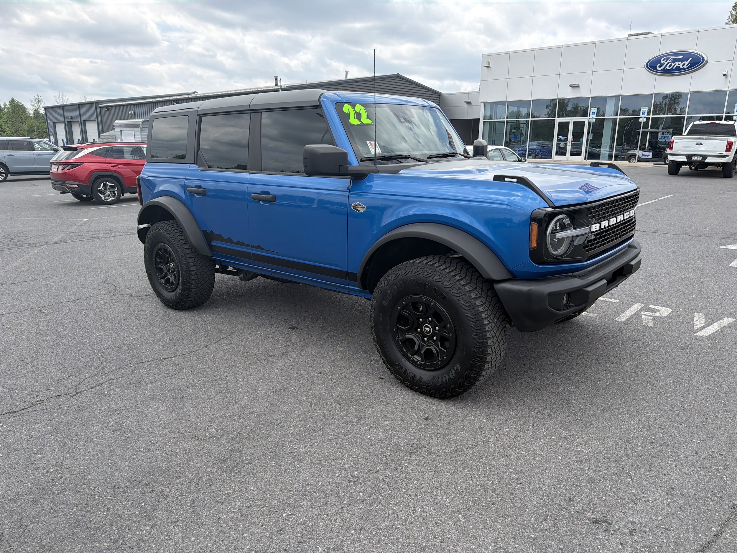 2022 Ford Bronco Wildtrak 4x4's photo