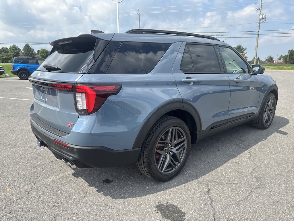 New 2027 Ford Explorer 4-Door SUV
